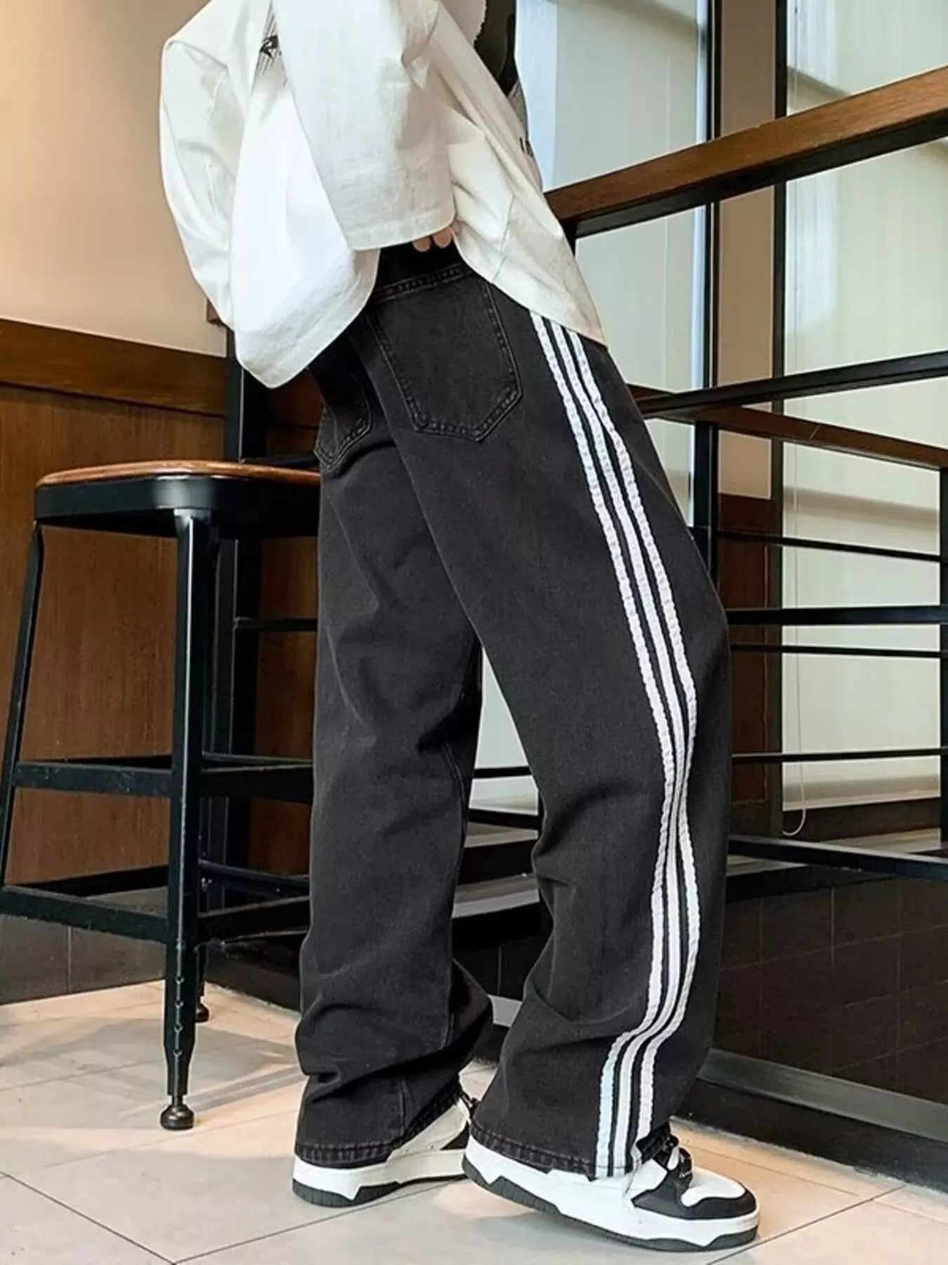 Men's Plus Size Striped Wide-Leg Jeans