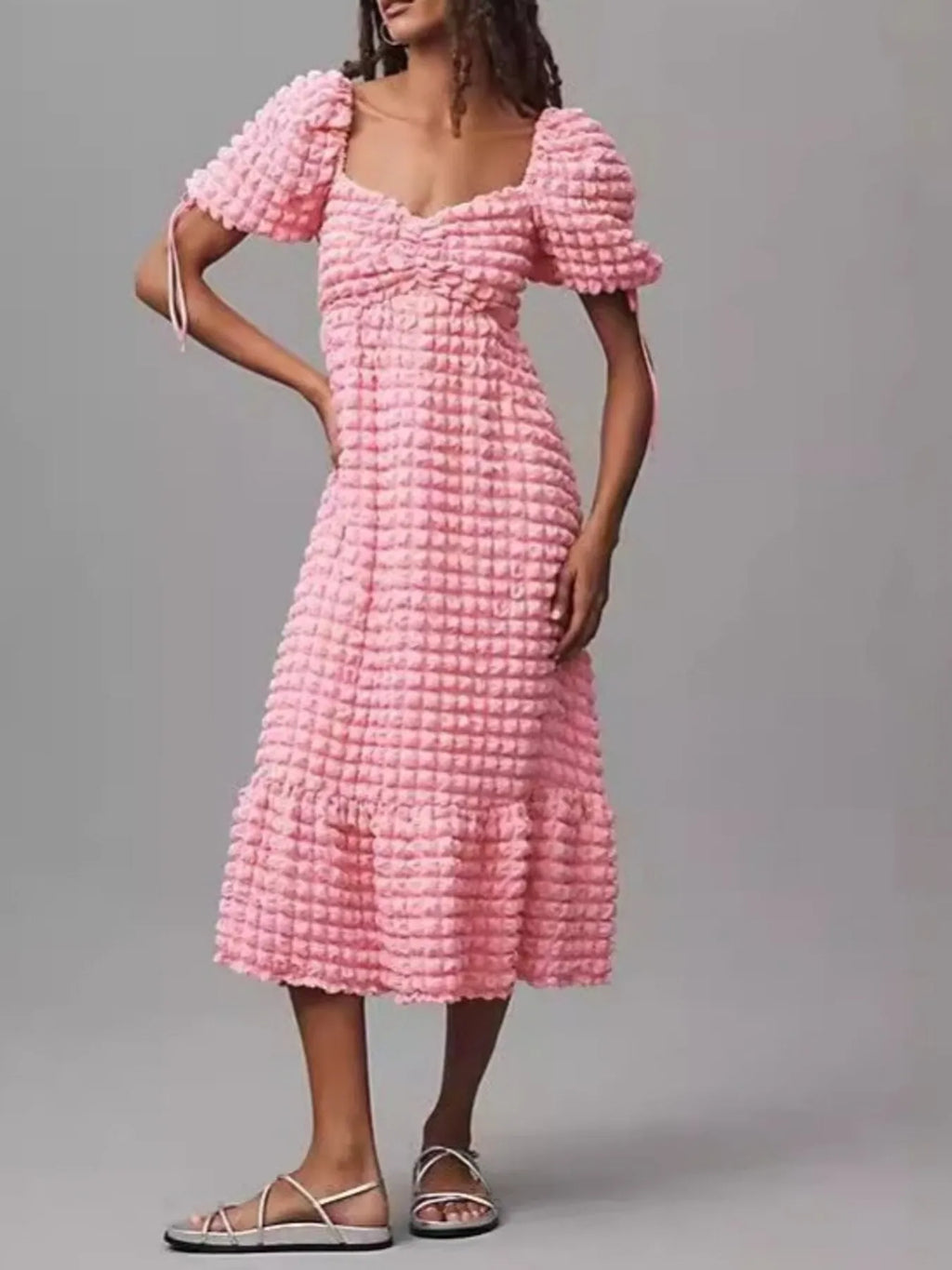 Textured Sweetheart Neck Short Sleeve Dress