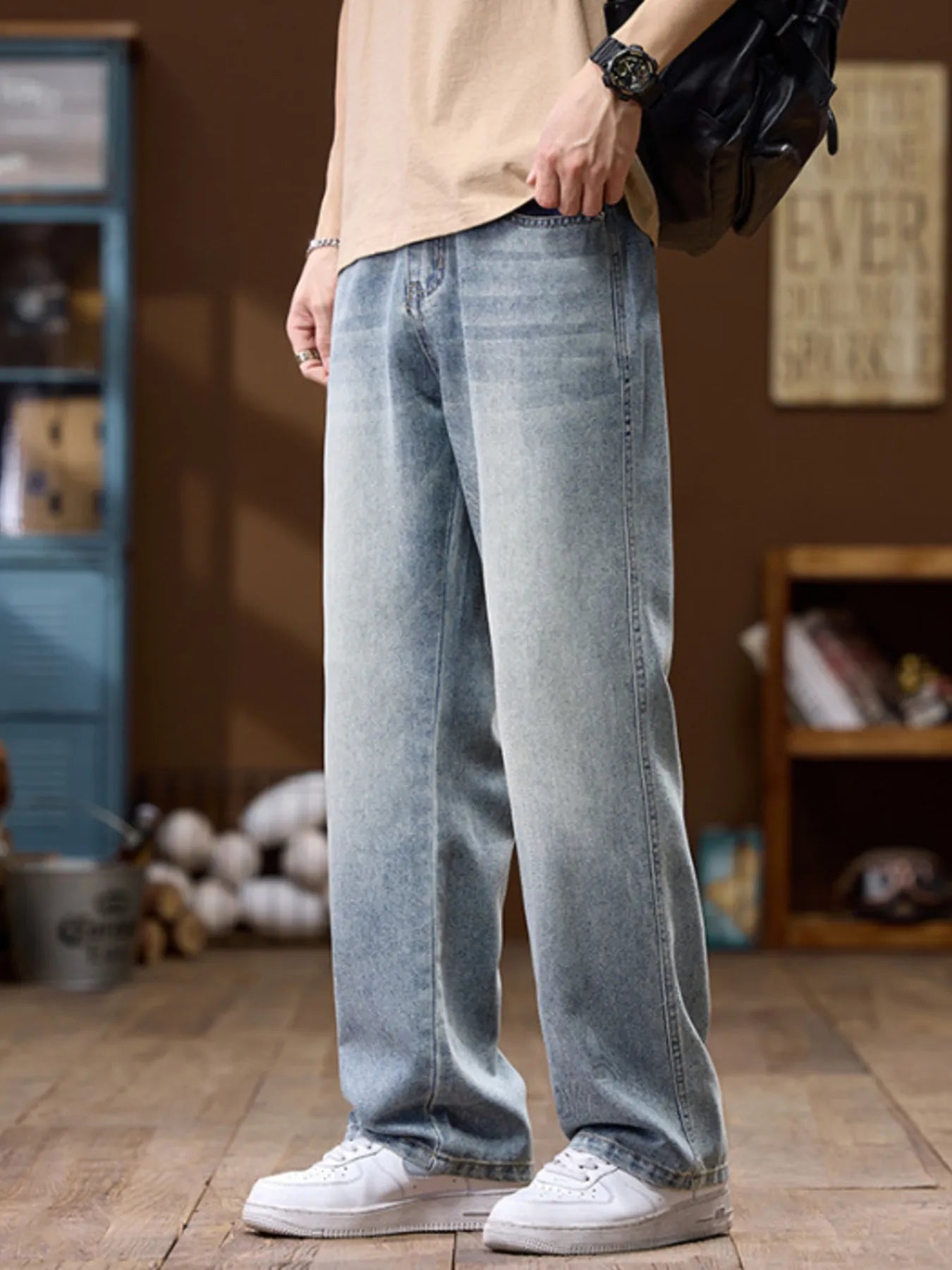Men's Wide Leg Jeans