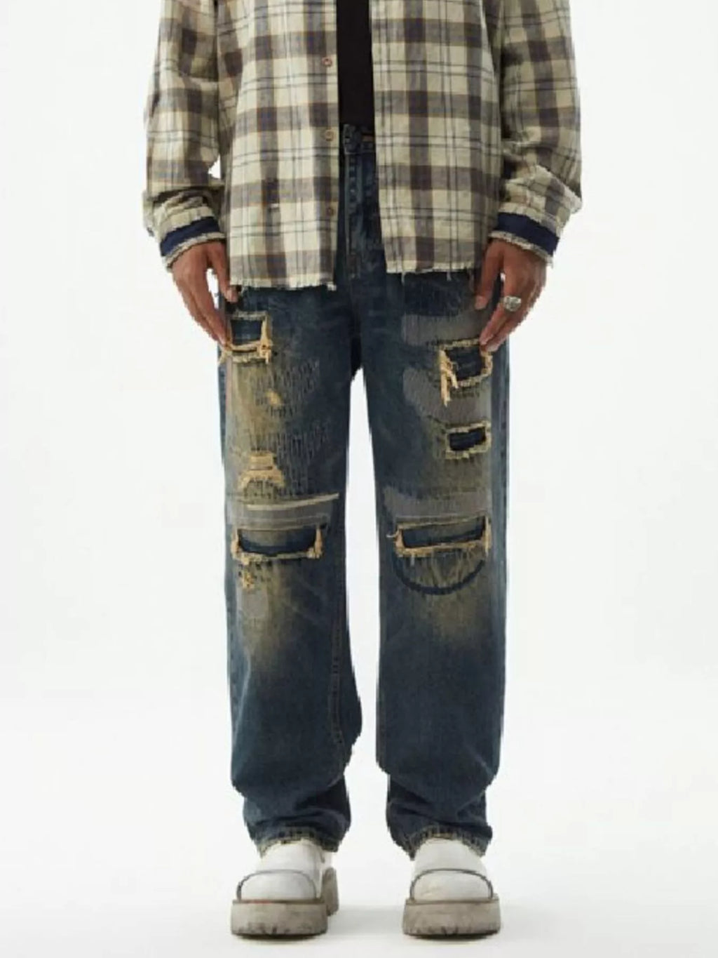 Men's Distressed Wash Relaxed Fit Wide Leg Jeans