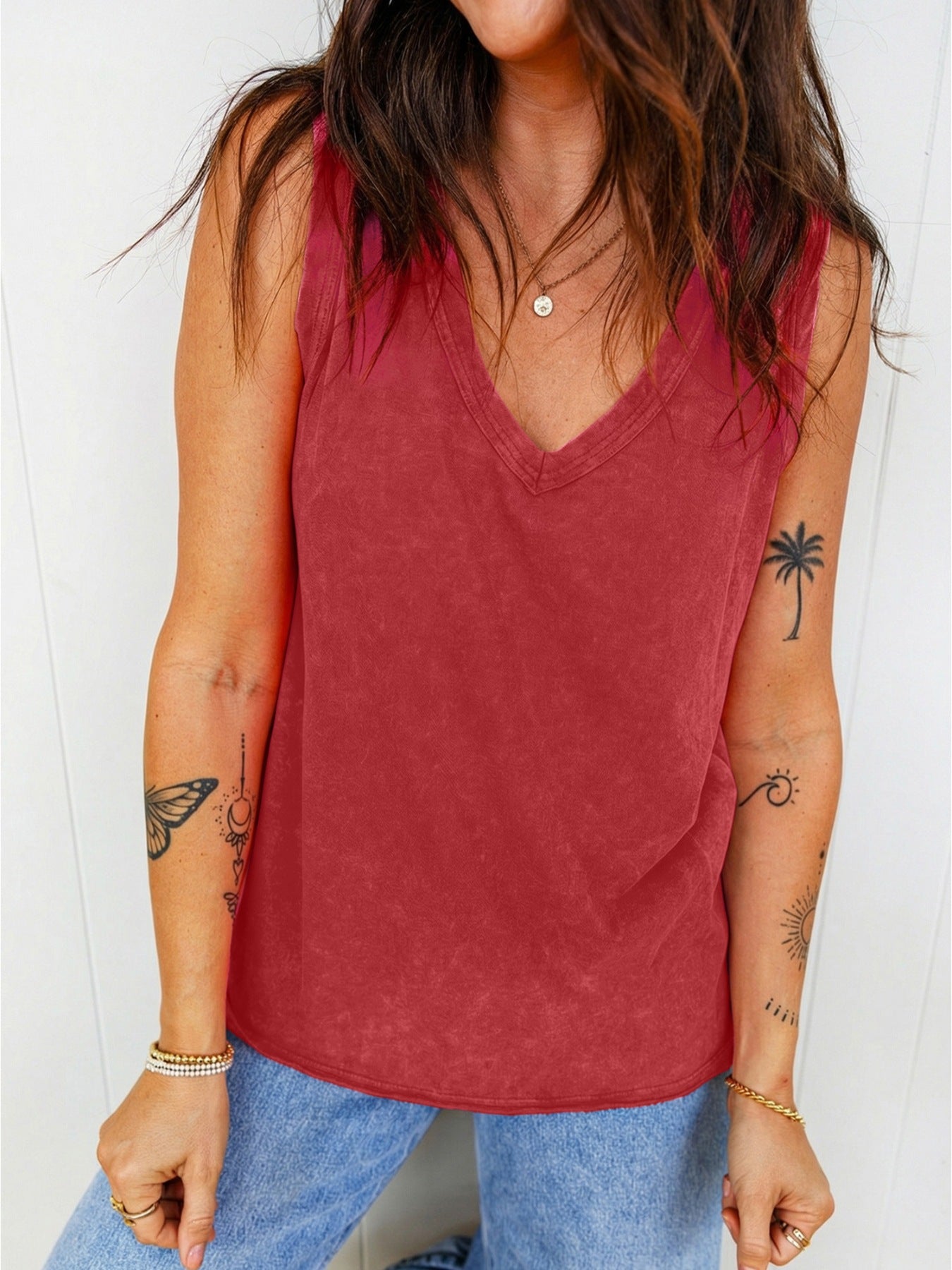 Wash V-Neck Tank Top
