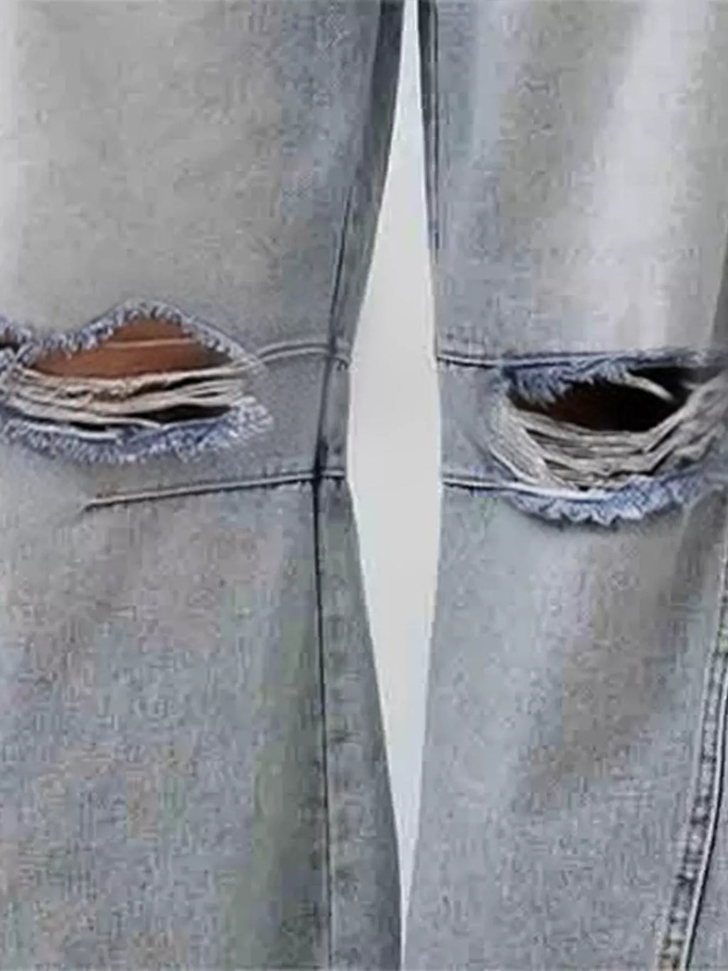 Distressed Wide Leg Jeans