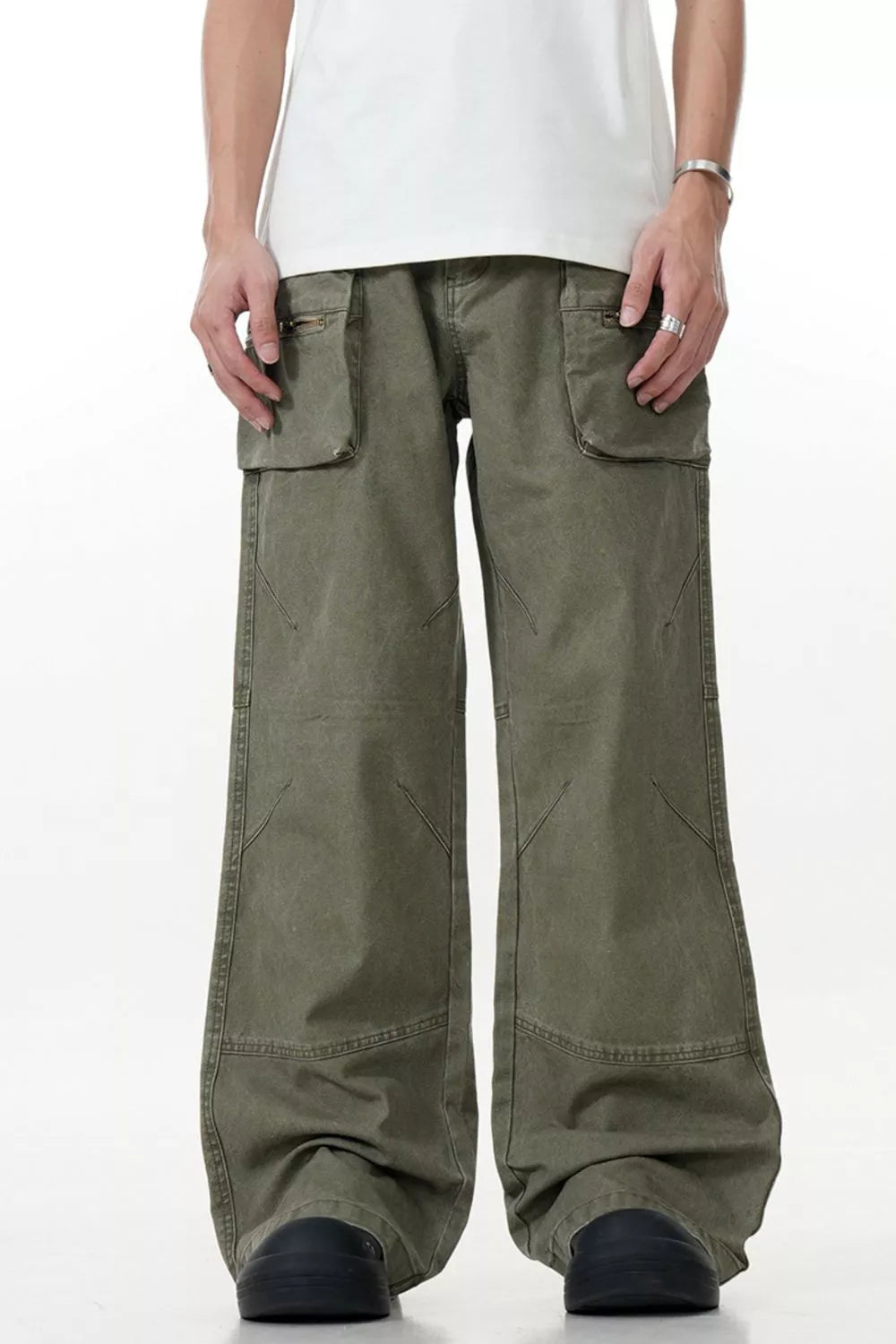 Men's Wide Leg Cargo Pants