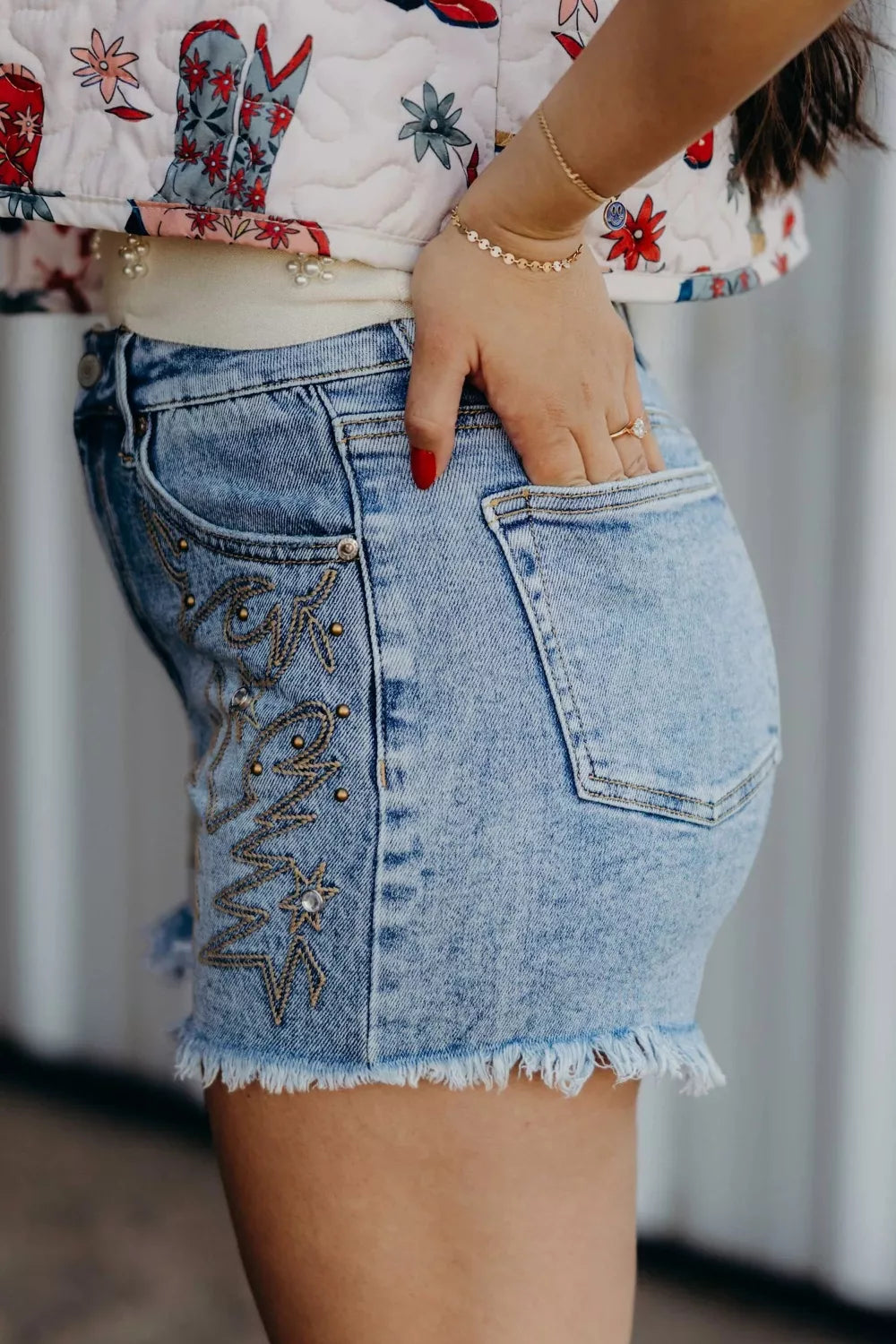 Western Embroidery Stud Denim Shorts