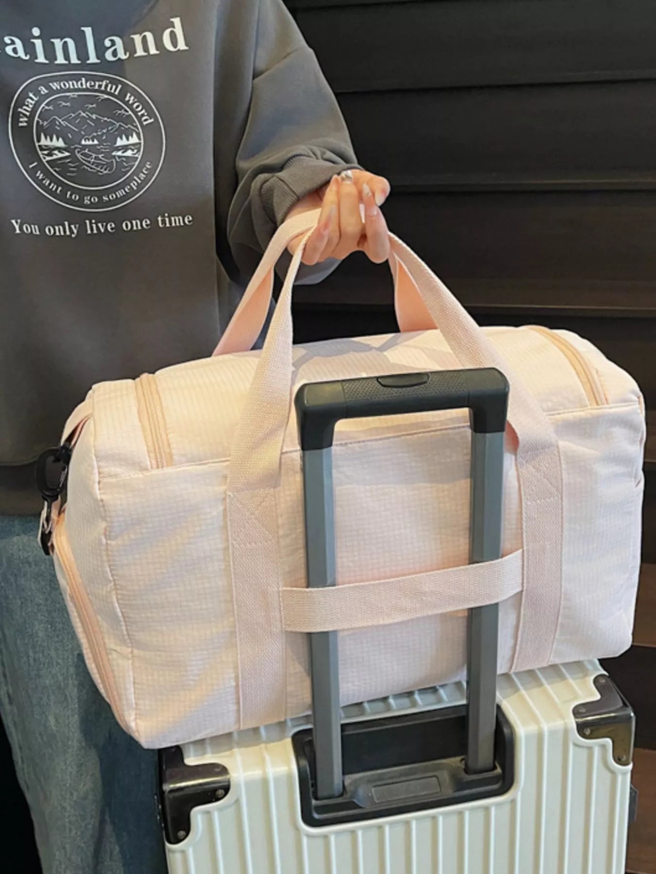 Drawstring Multi Pockets Travel Bag