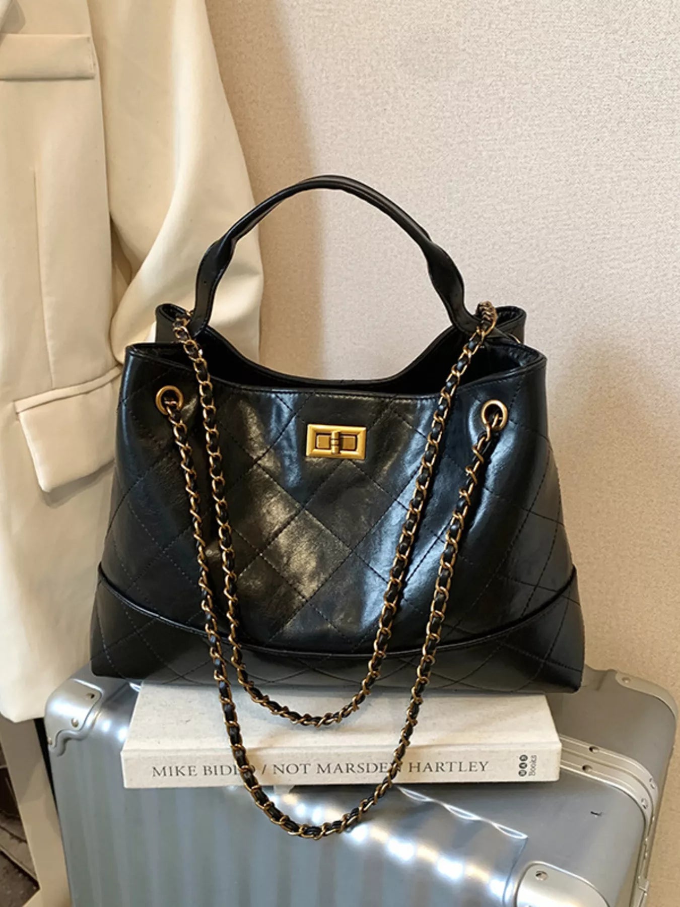 Quilted Leather Chain Strap Crossbody Bag