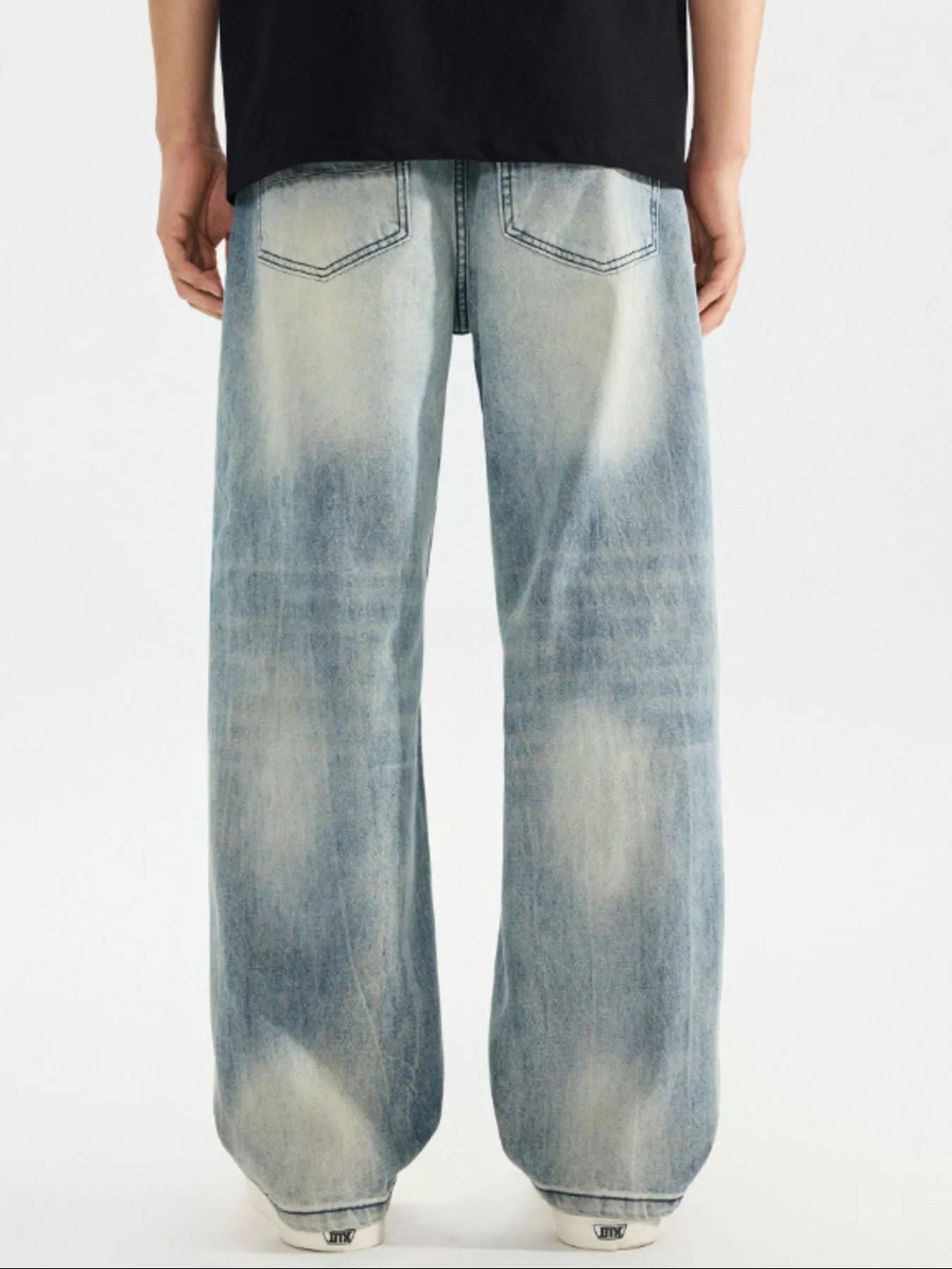 Men's Distressed Vintage Wash Loose Fit Jeans