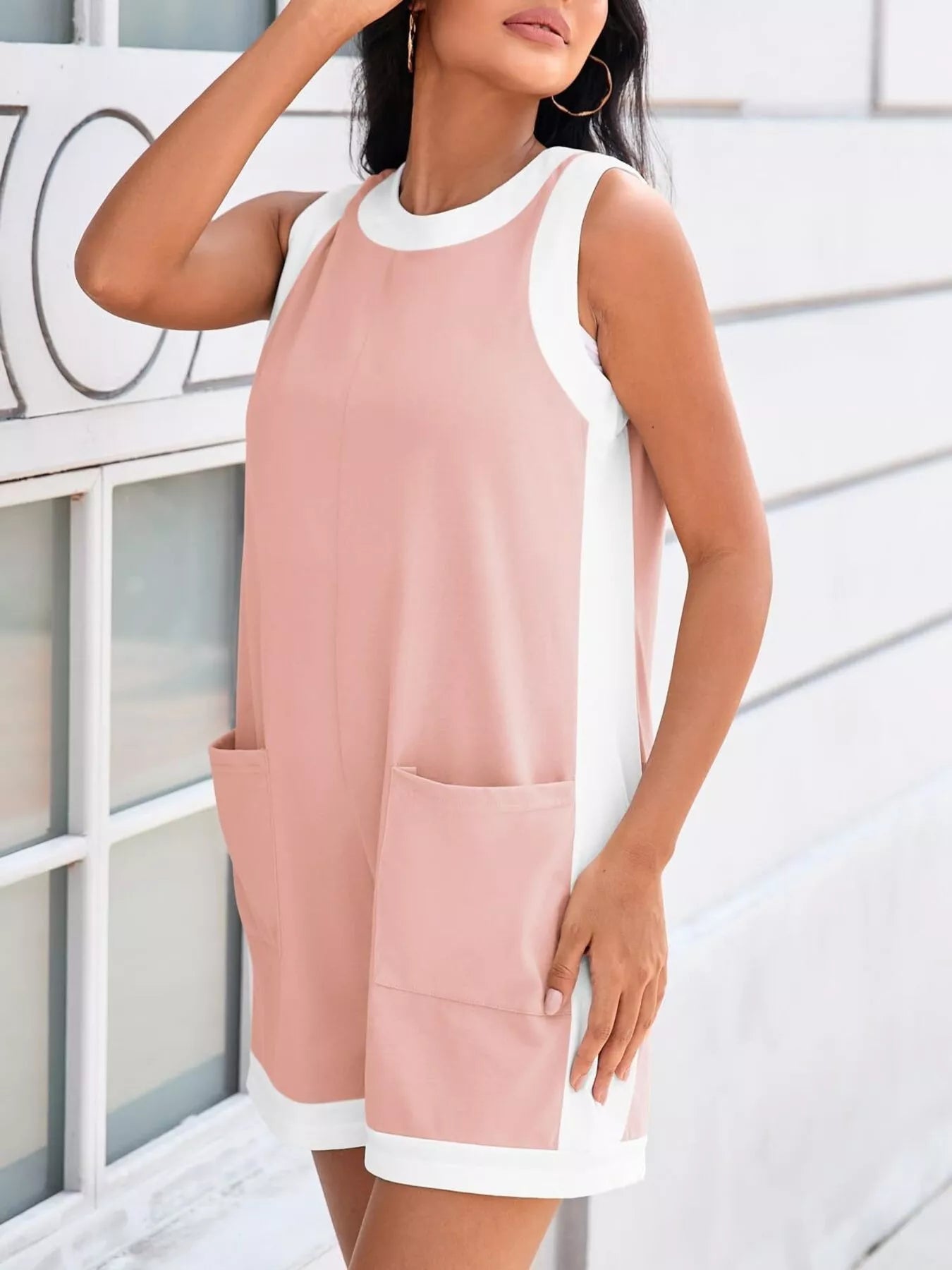 Contrast Trim Sleeveless Romper