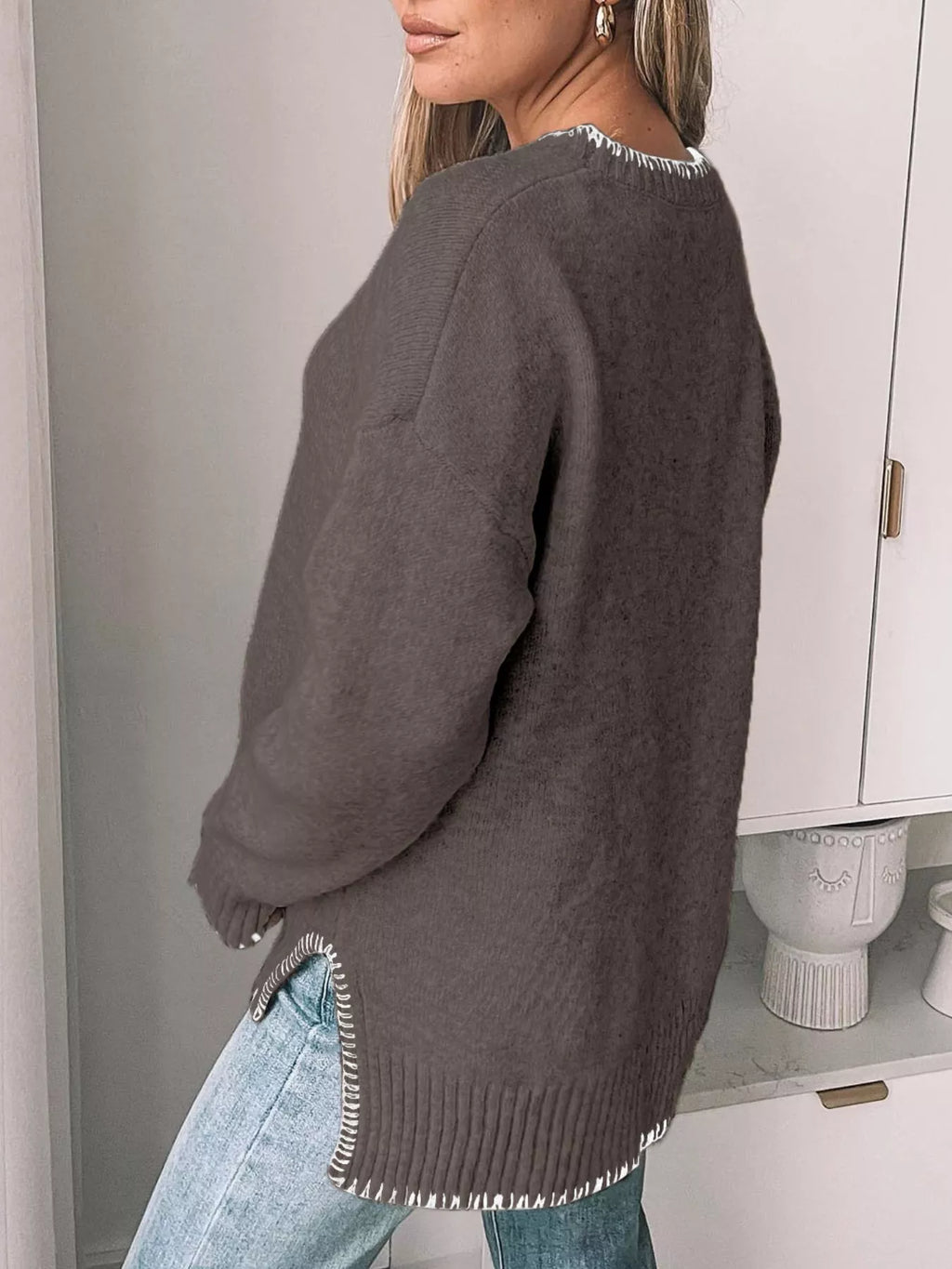 Slit Contrast Trim Round Neck Sweater