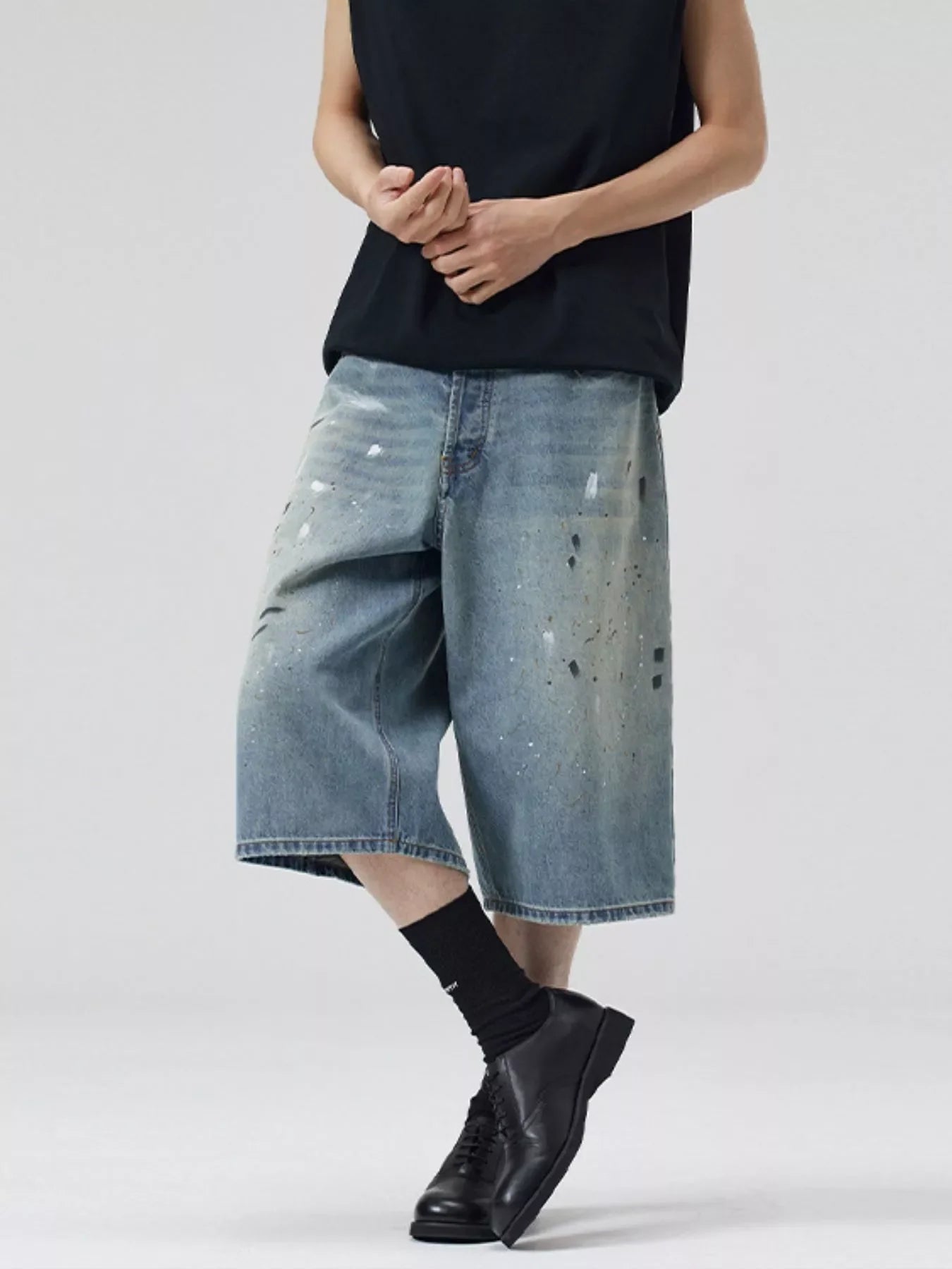 Men's Wide-Leg Denim Shorts