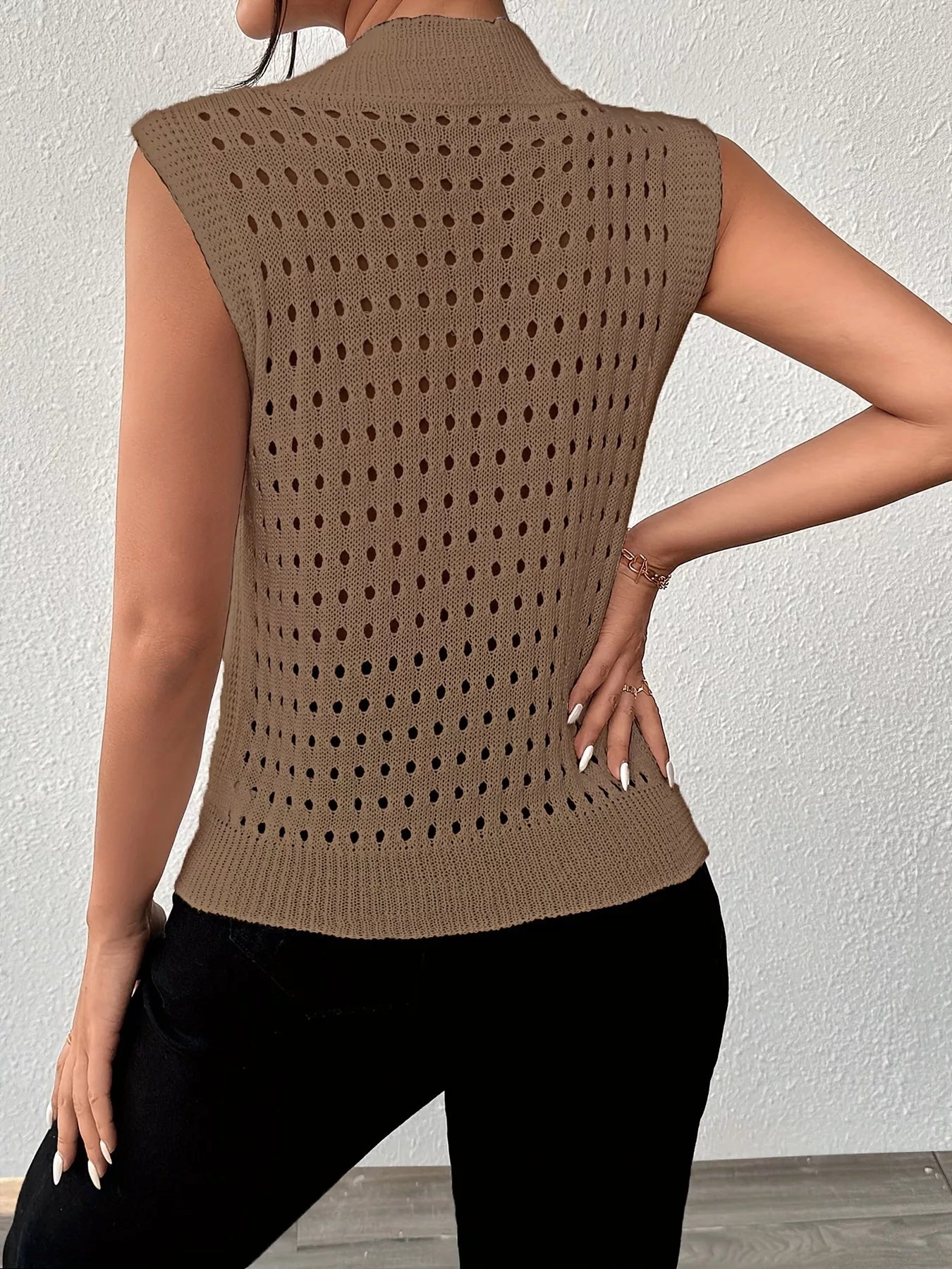 Hollow Out Round Neck Knit Tank