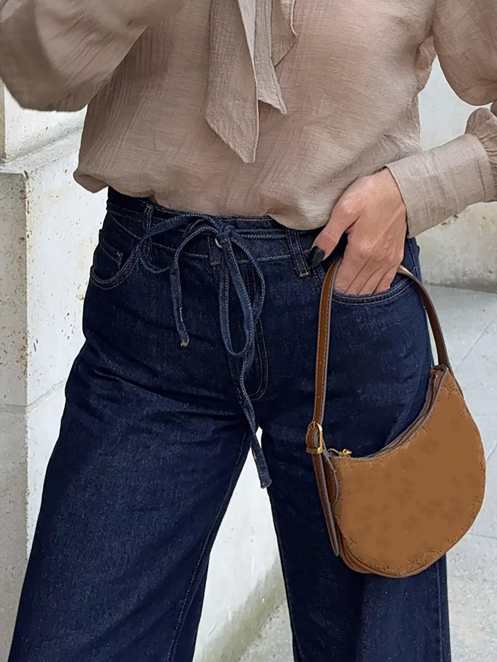 Tied Loose Fit Flare Jeans