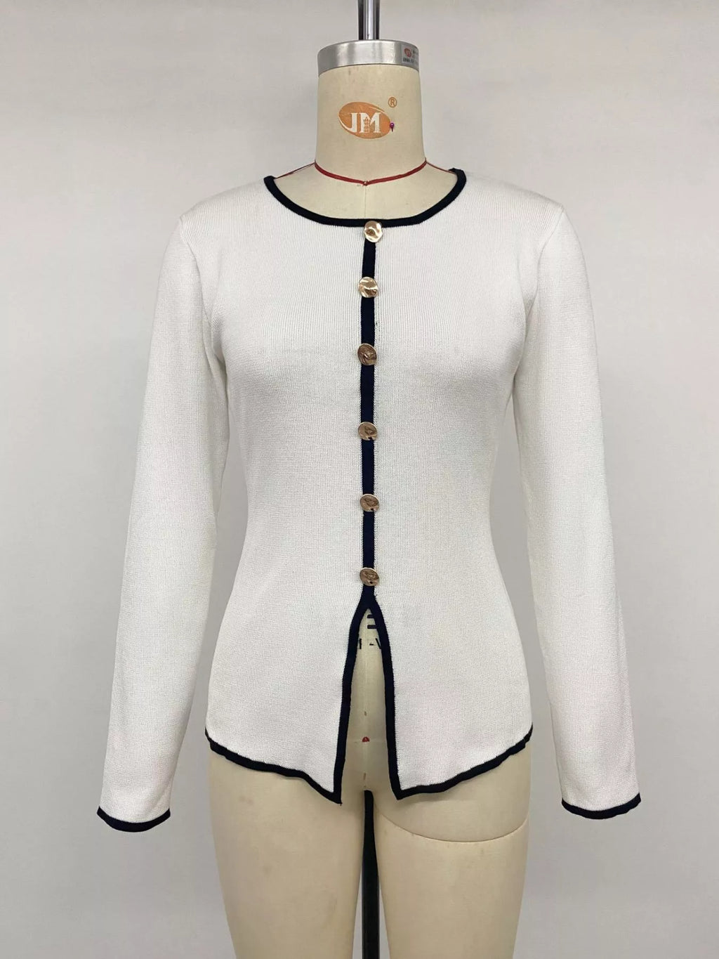 Contrast Trim Button Decor Knit Top