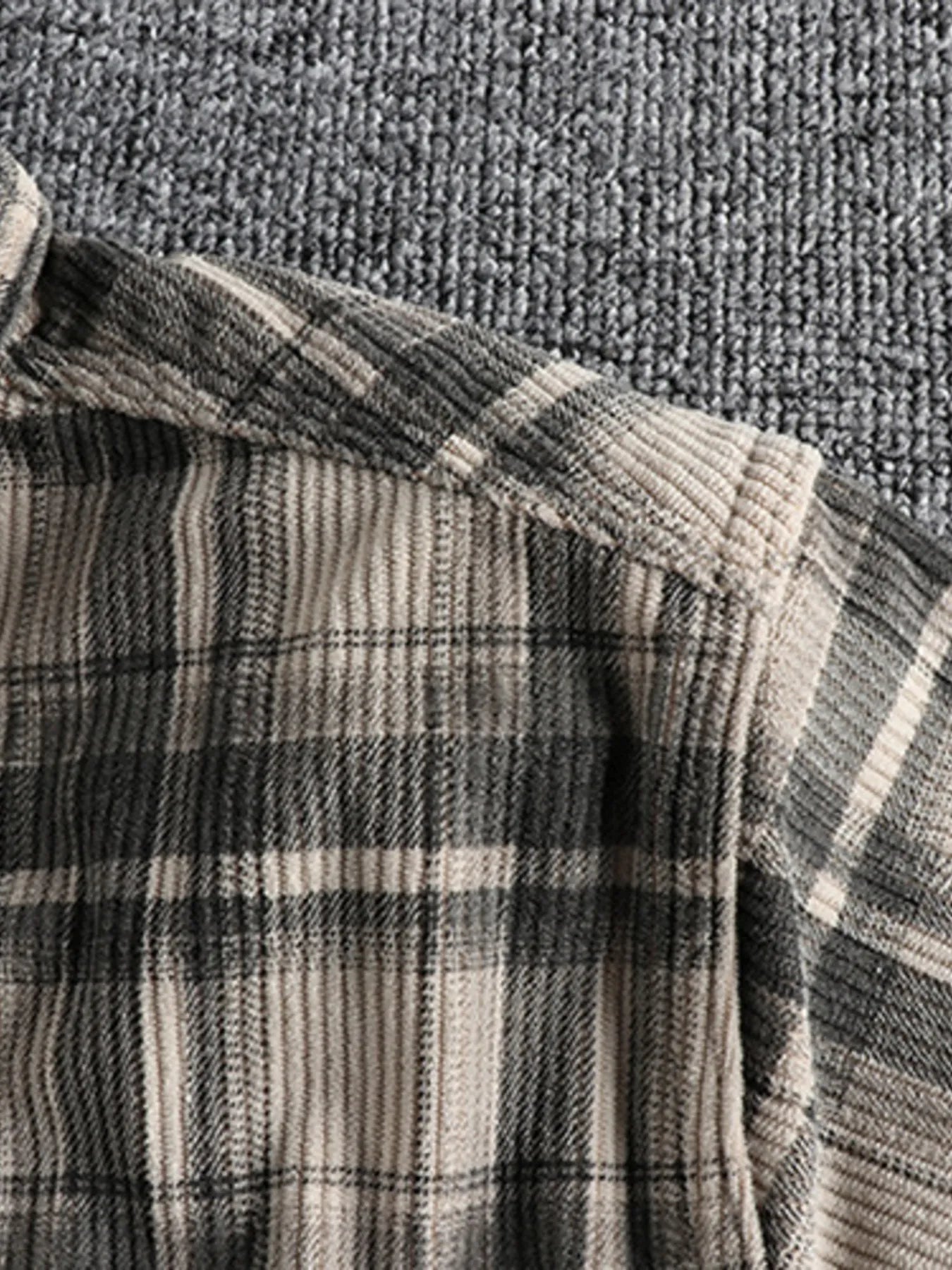 Men's Plus Size Button Down Plaid Corduroy Shirt with Chest Pockets