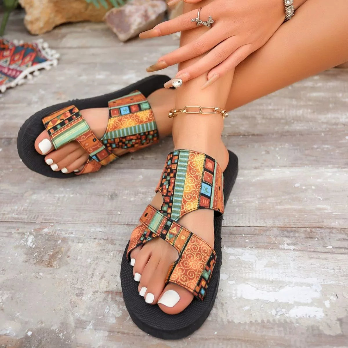 Toe Loop Flats Sandals