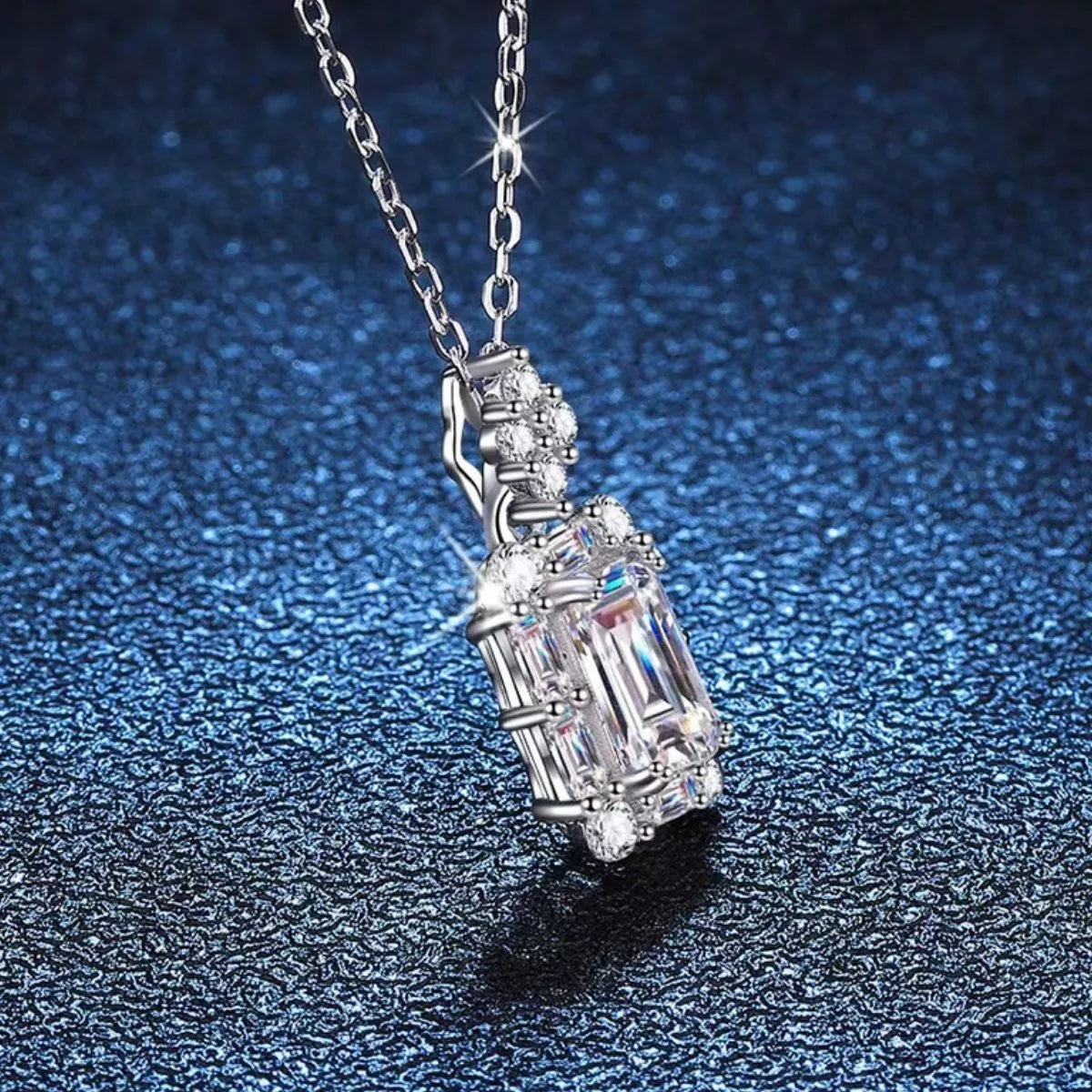 1 Carat 925 Sterling Silver Moissanite Pendant Necklace