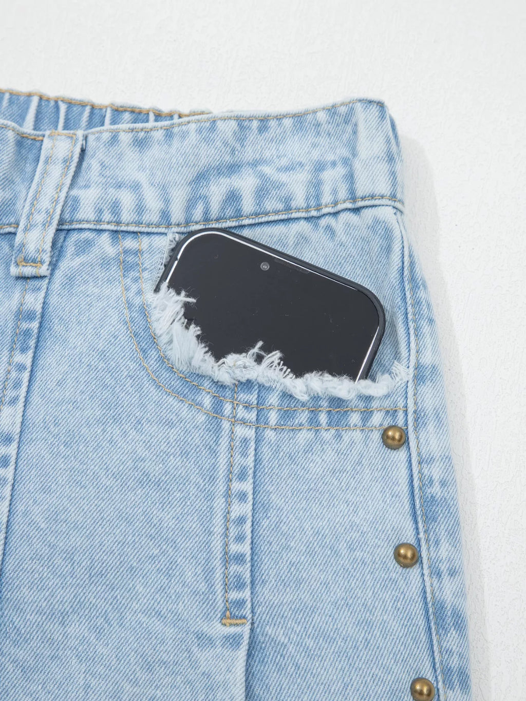 Studded Side Slit Leg Frayed Pocketed Wide Leg Jeans