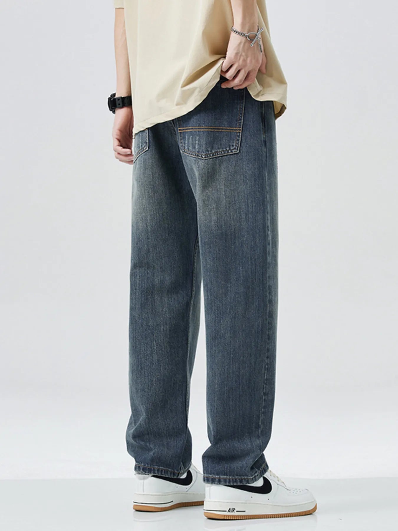 Men's Wide Leg Relaxed Fit Jeans