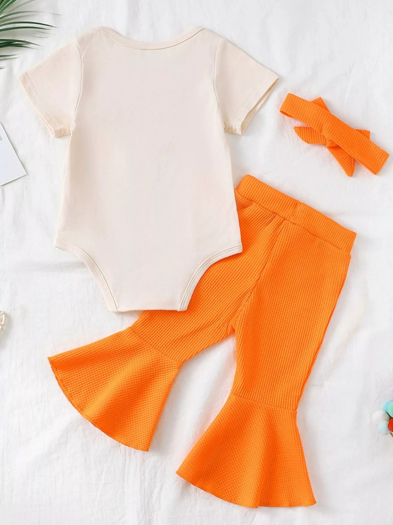 Children's Short Sleeve Bodysuit and Flare Pants Set with Headband