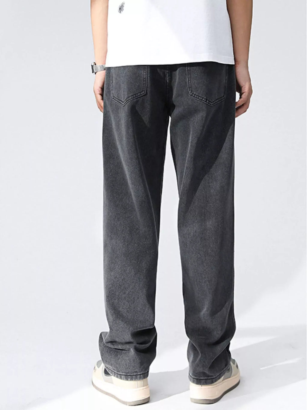 Men's Wash Relaxed Fit Wide Leg Jeans