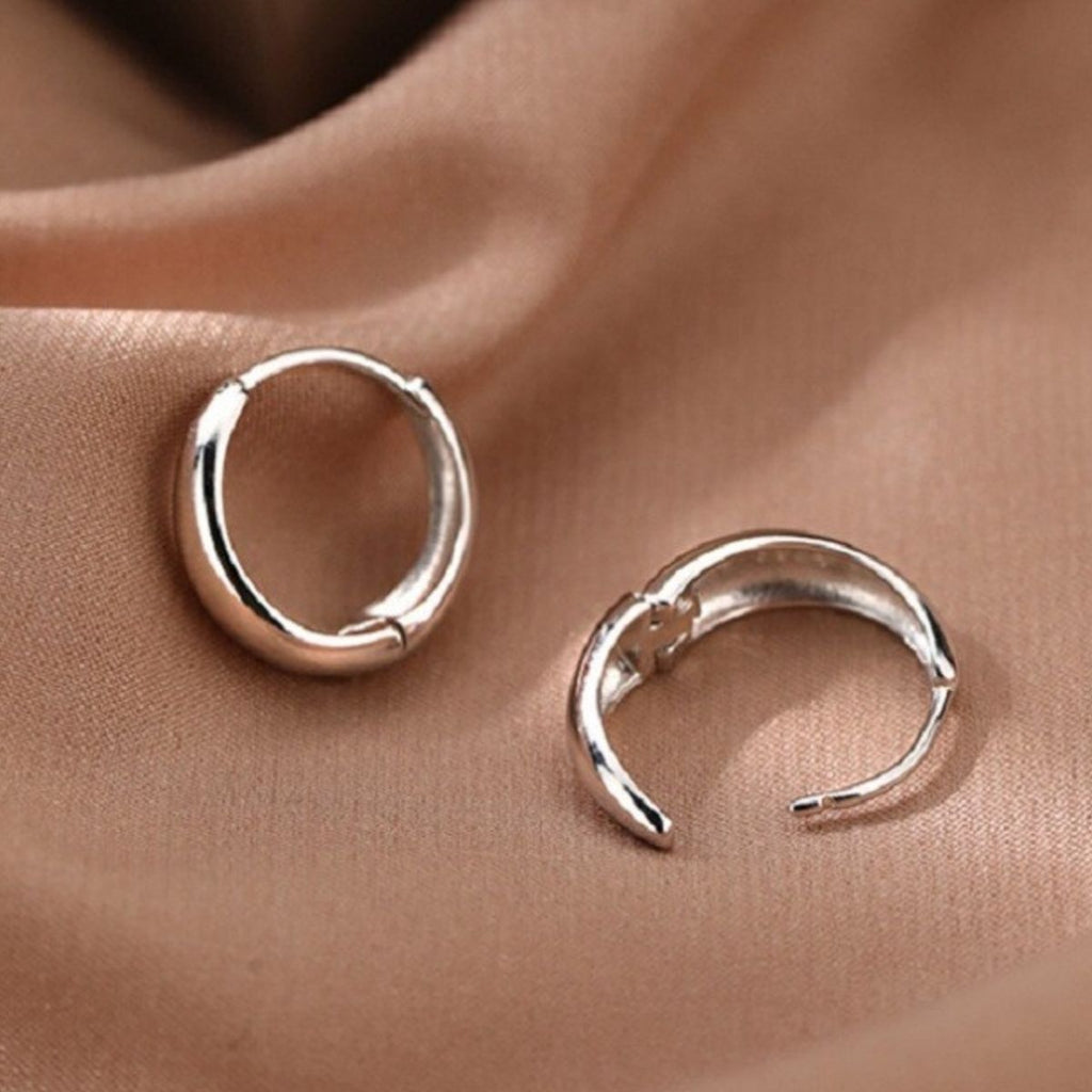 Lightweight Hoop Earrings