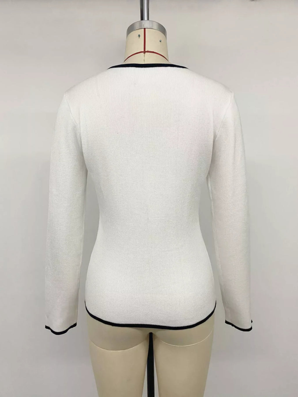 Contrast Trim Button Decor Knit Top