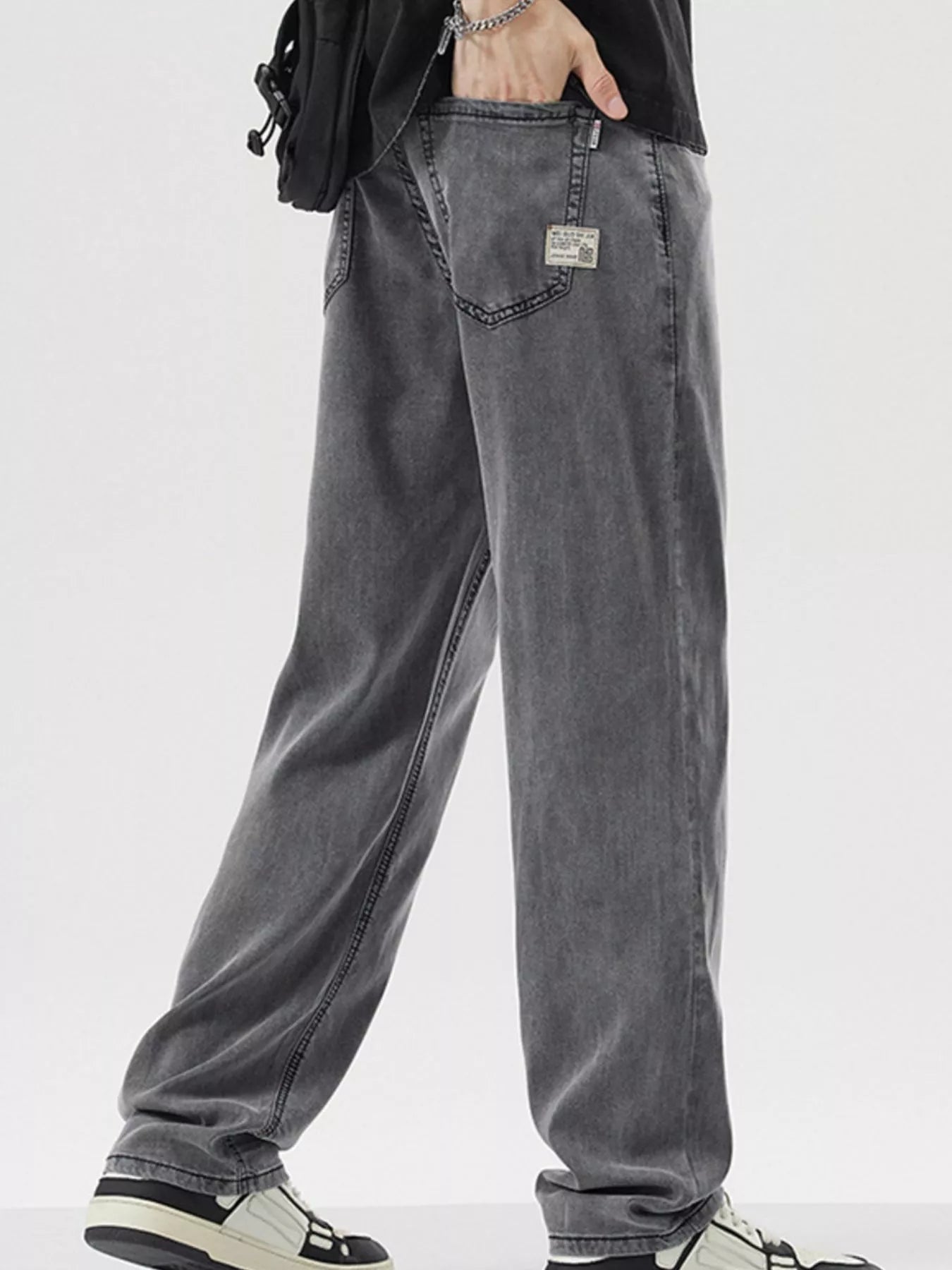 Men's Wide Leg Jeans