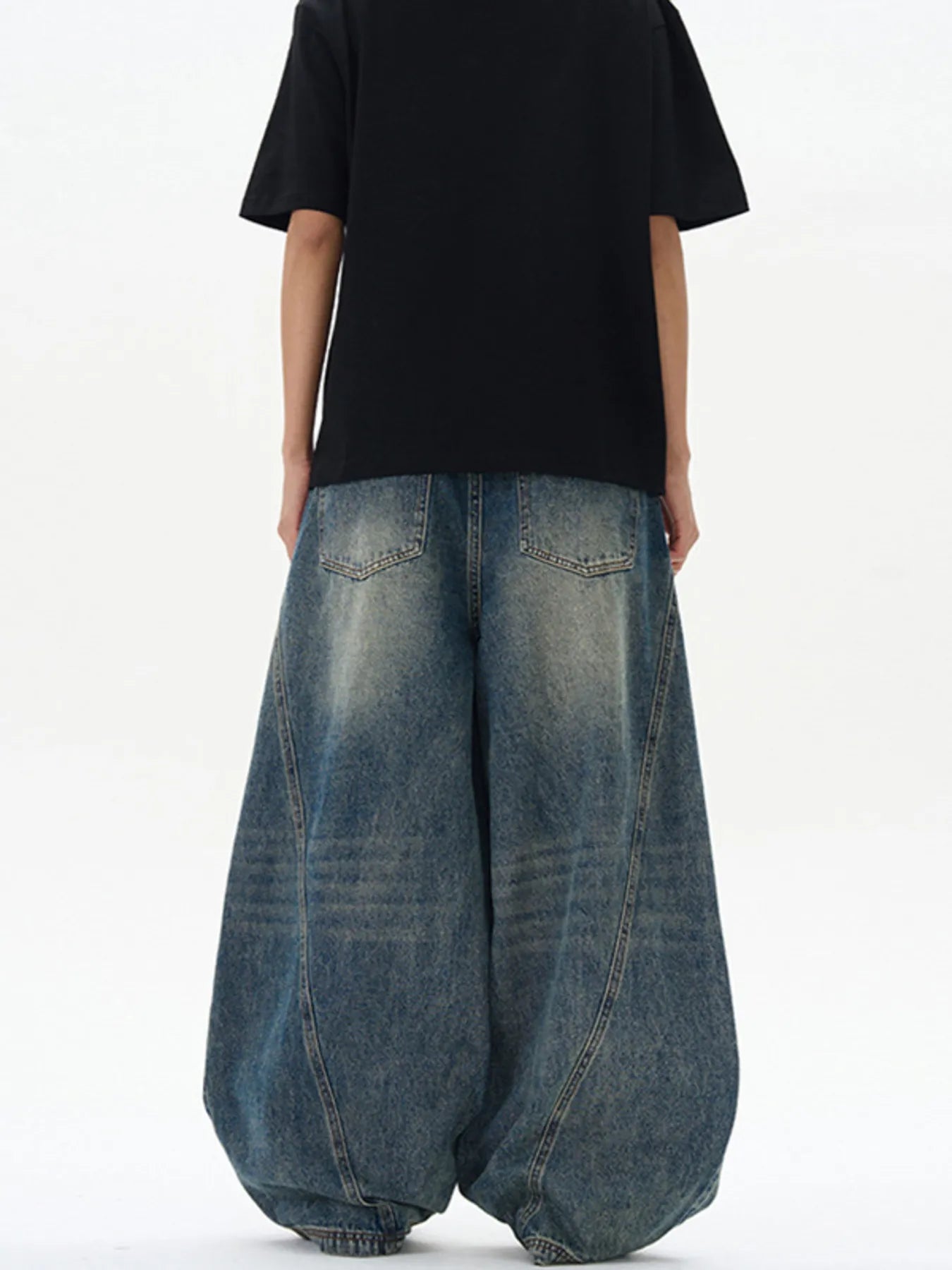 Men's Vintage Wash Wide Leg Jeans