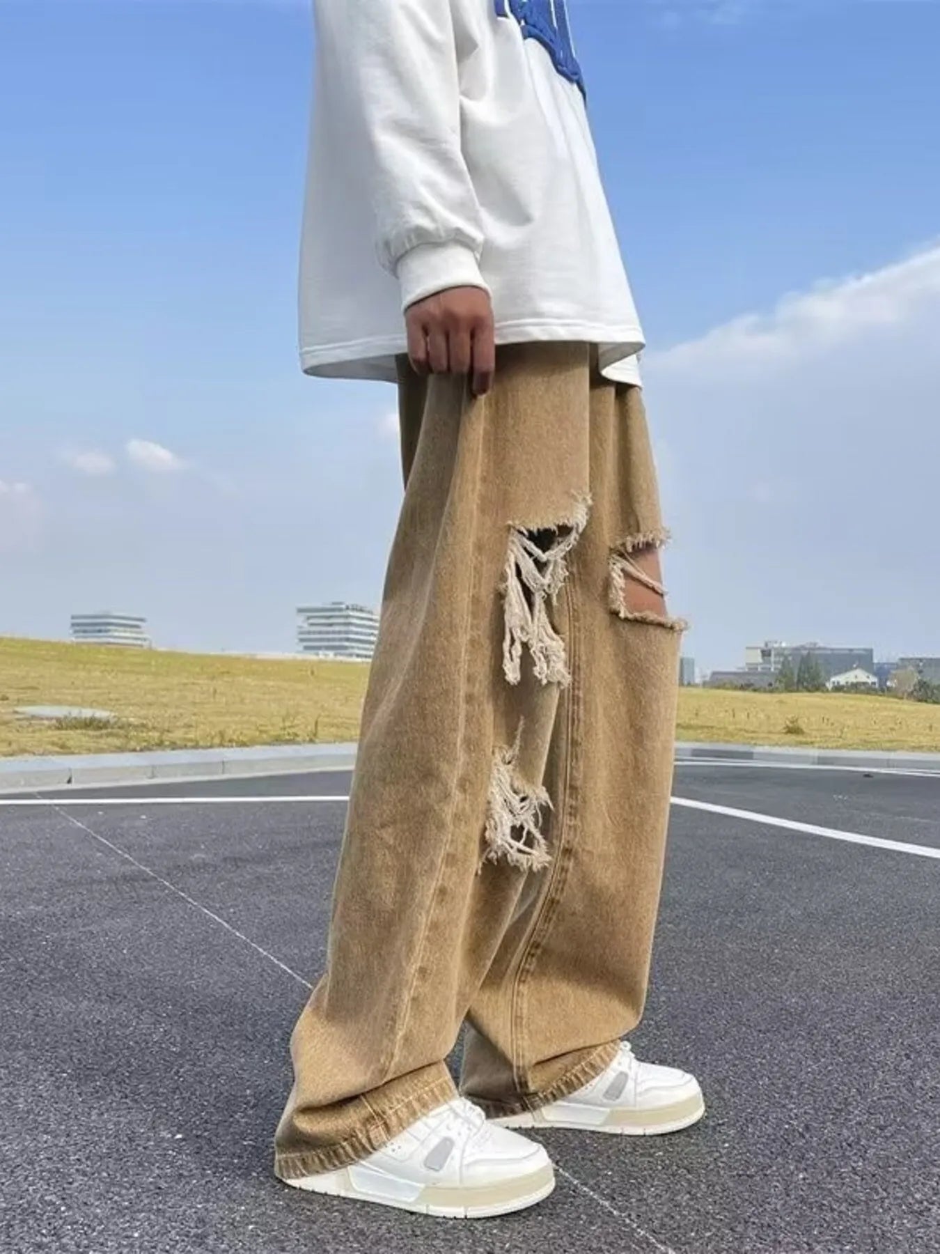 Men's Plus Size Distressed Wide Leg Jeans