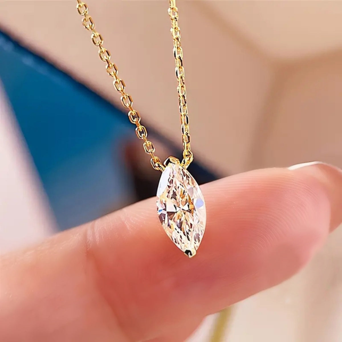 925 Sterling Silver Zircon Pendant Necklace