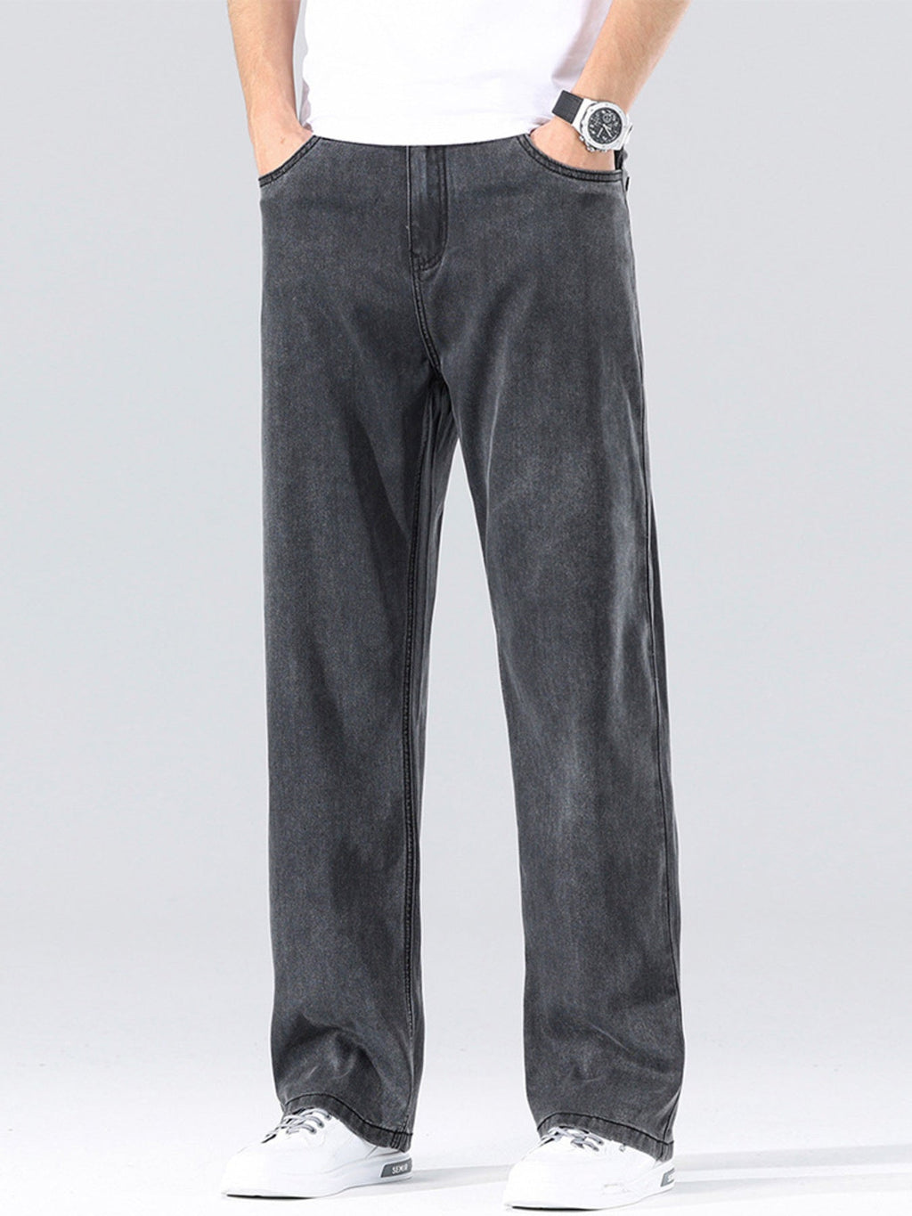 Men's Loose Fit Washed Jeans