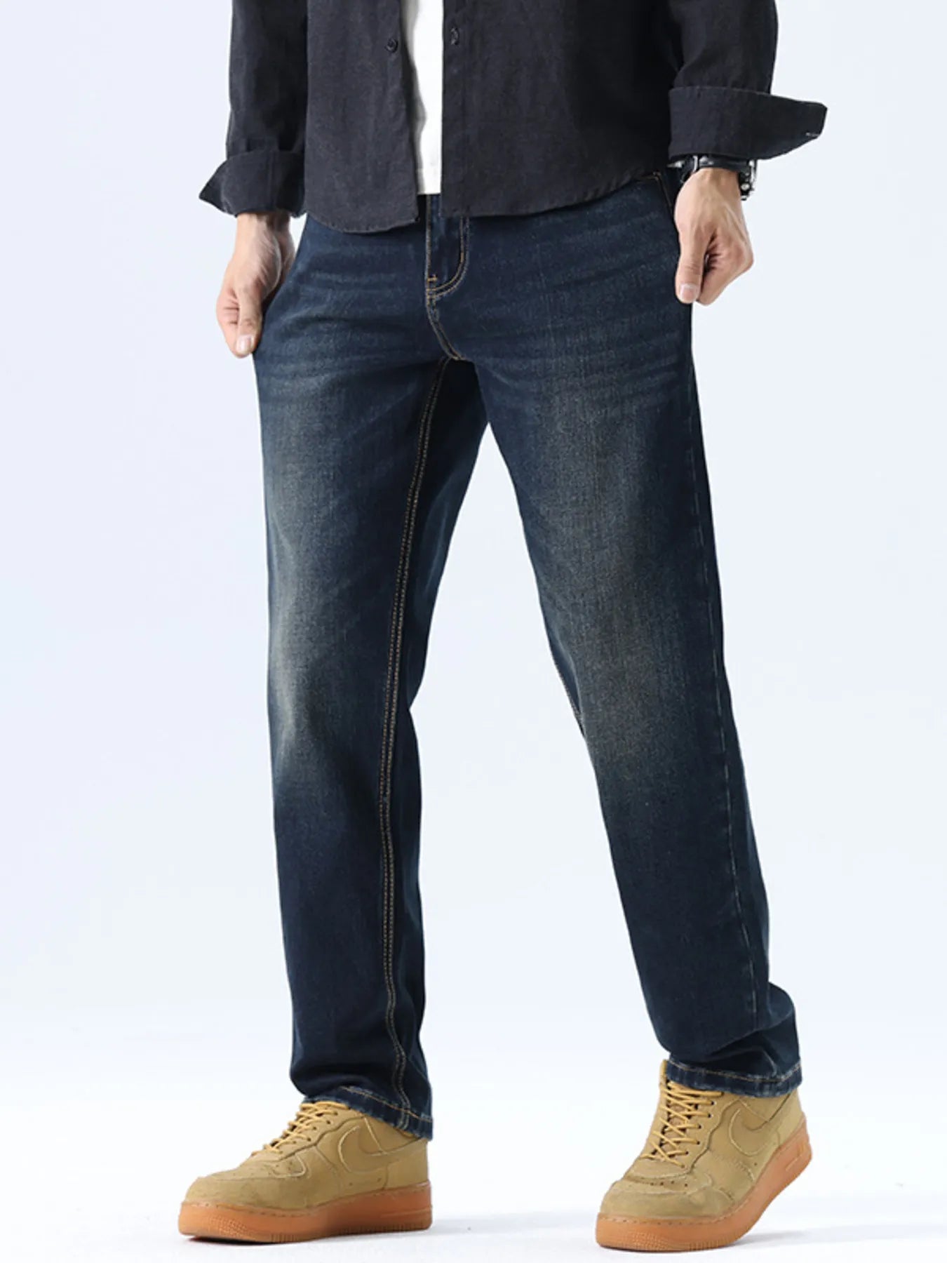 Men's Straight Leg Washed Jeans