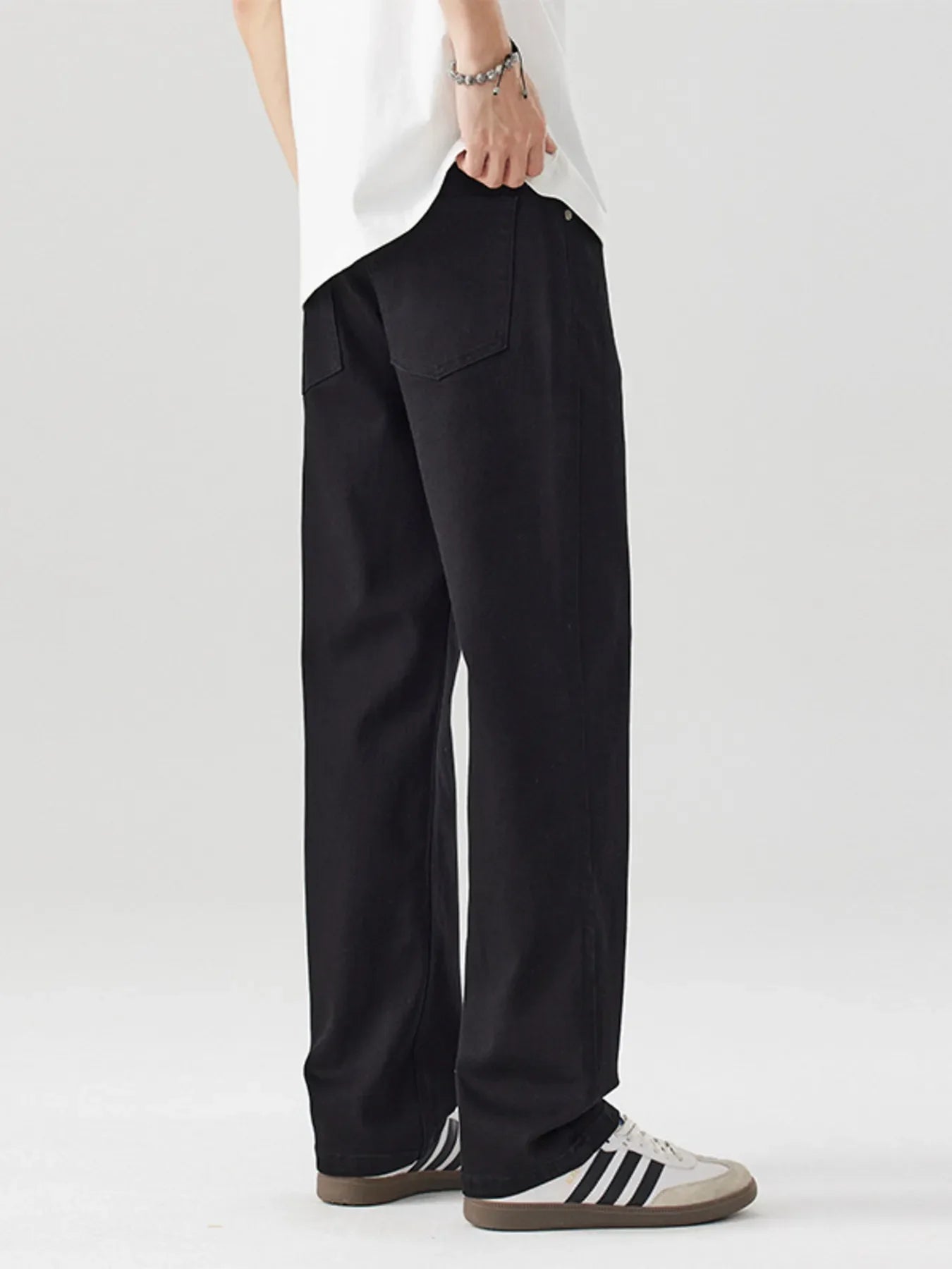 Men's Wide Leg Relaxed Fit Jeans