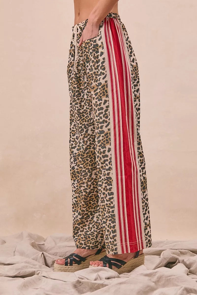 BiBi Leopard Print Pants with Side Contrast and Tucking Welt Pocke