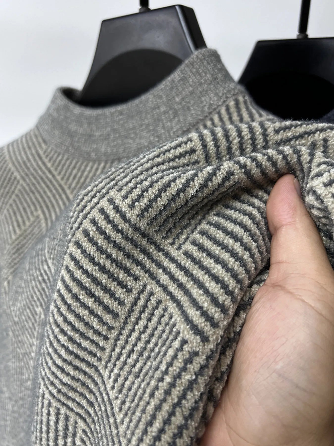Men's Plus Size Textured Knit Long Sleeve Sweater