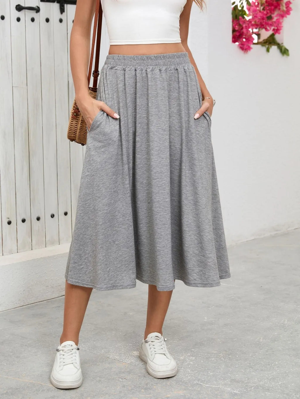 Elastic Waist Skirt With Pockets