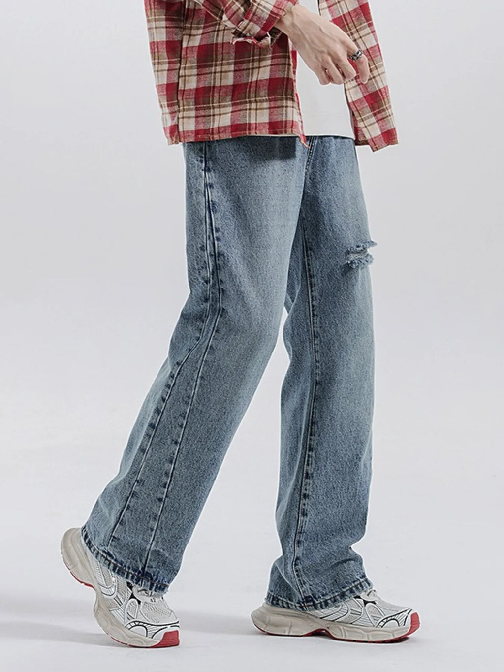 Men's Vintage Distressed Relaxed Fit Jeans