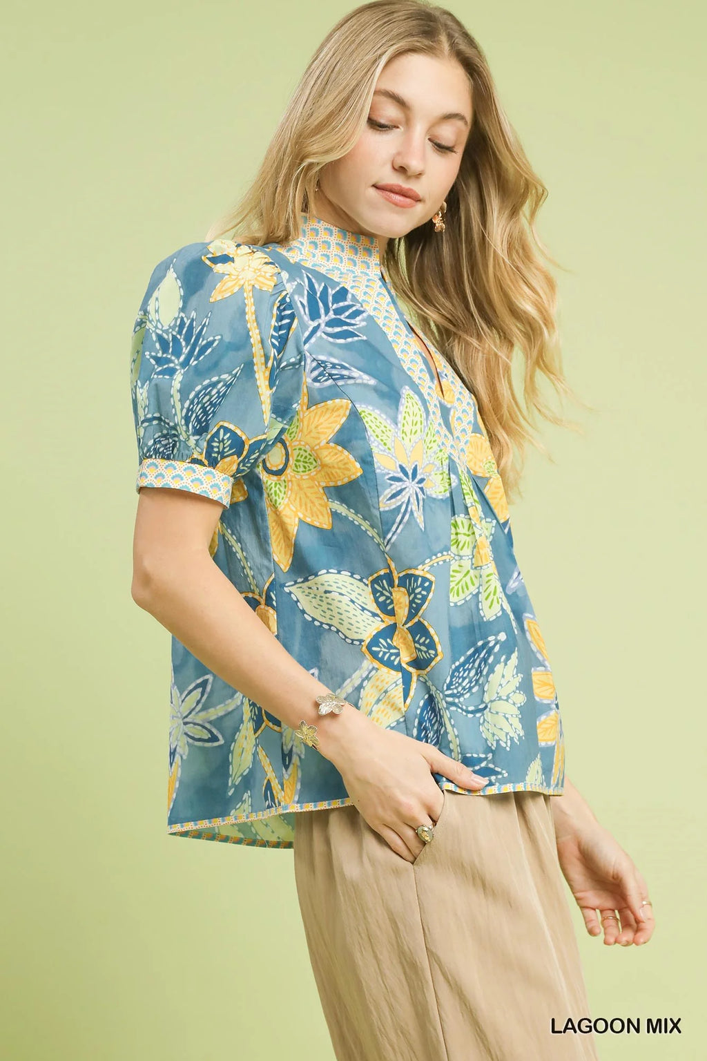 Umgee Mixed Abstract Print Puff Sleeve Blouse