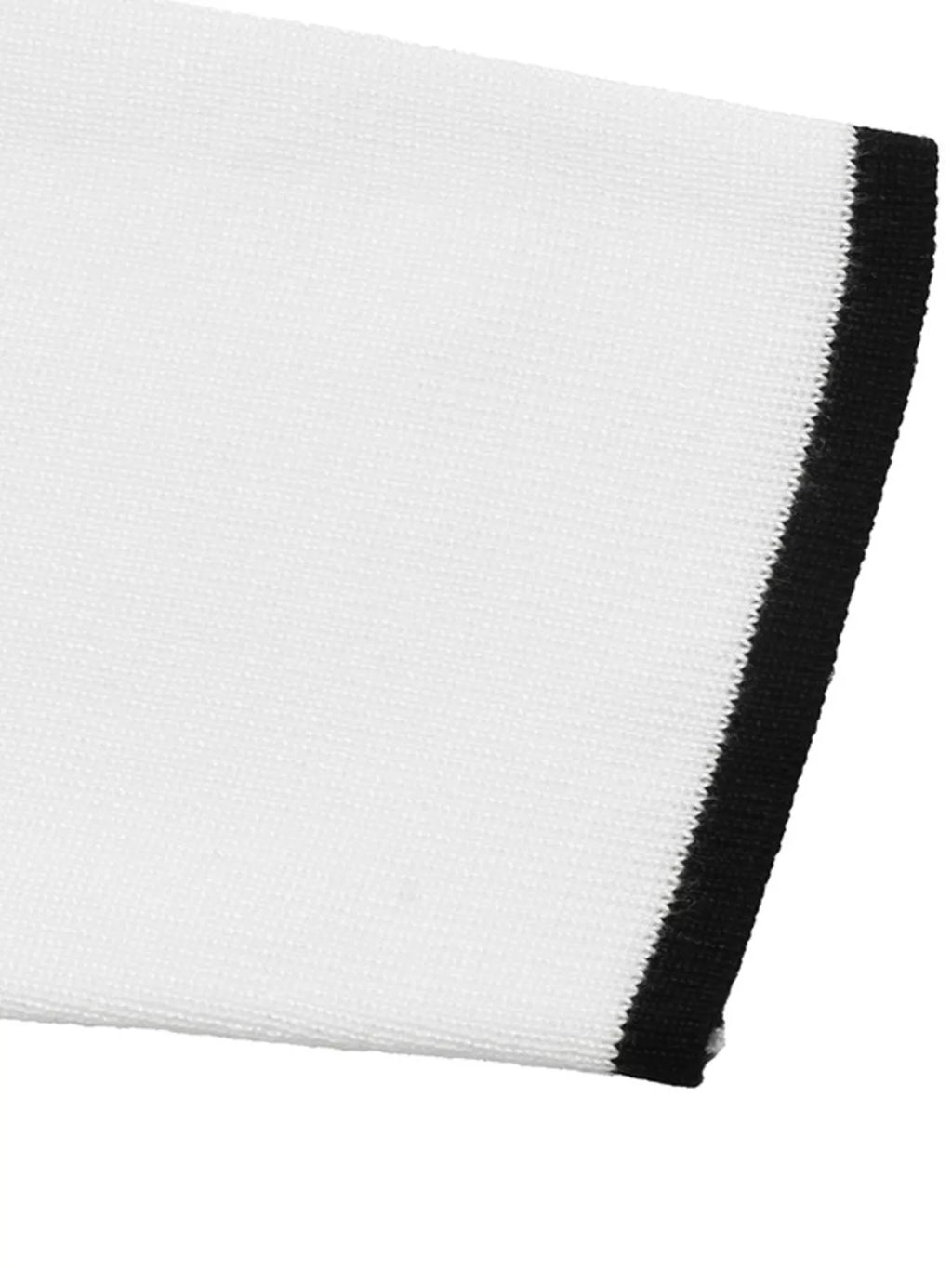 Contrast Trim Button Decor Knit Top