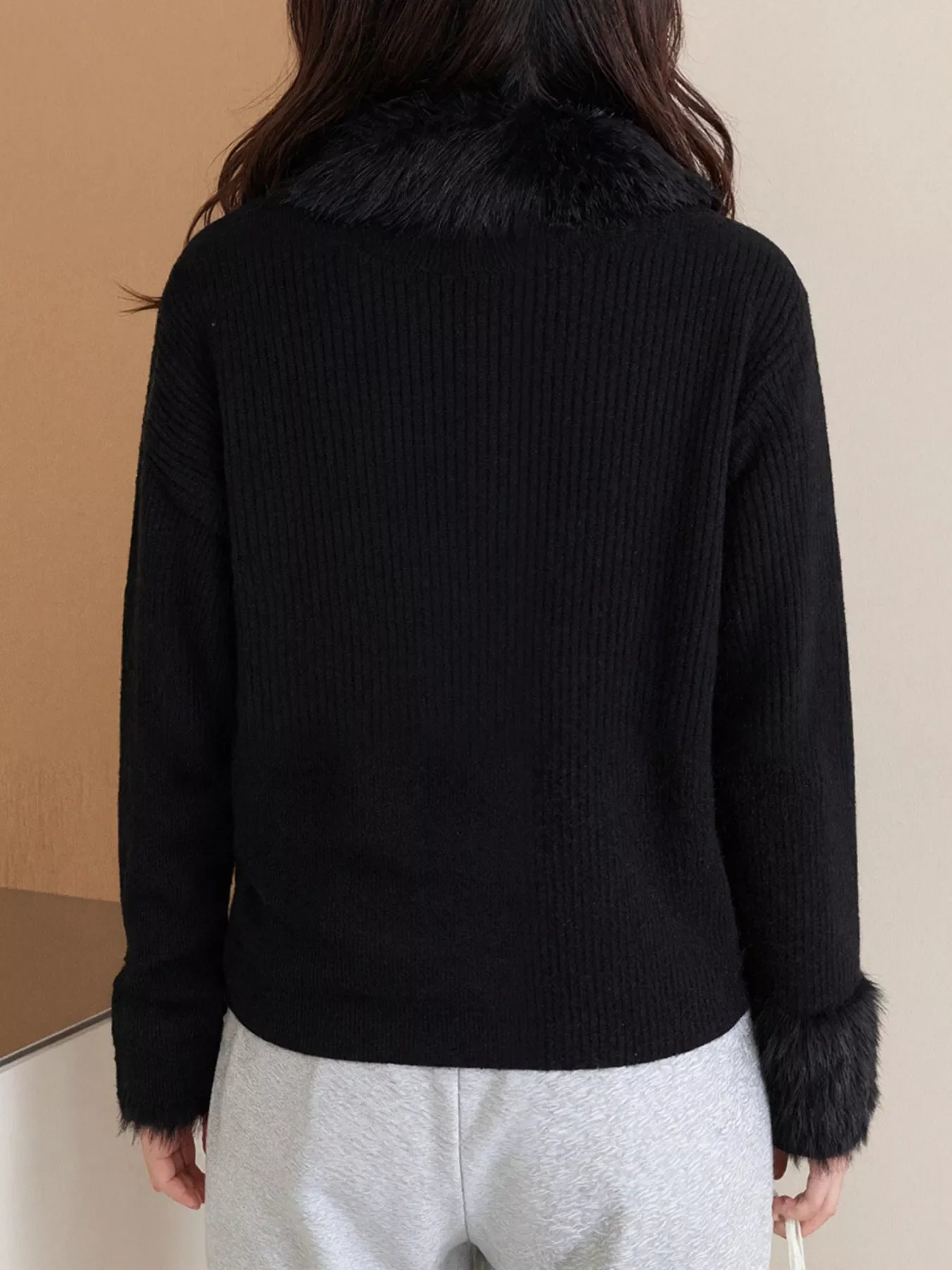 Fluffy Trim Zip-Up Cardigan