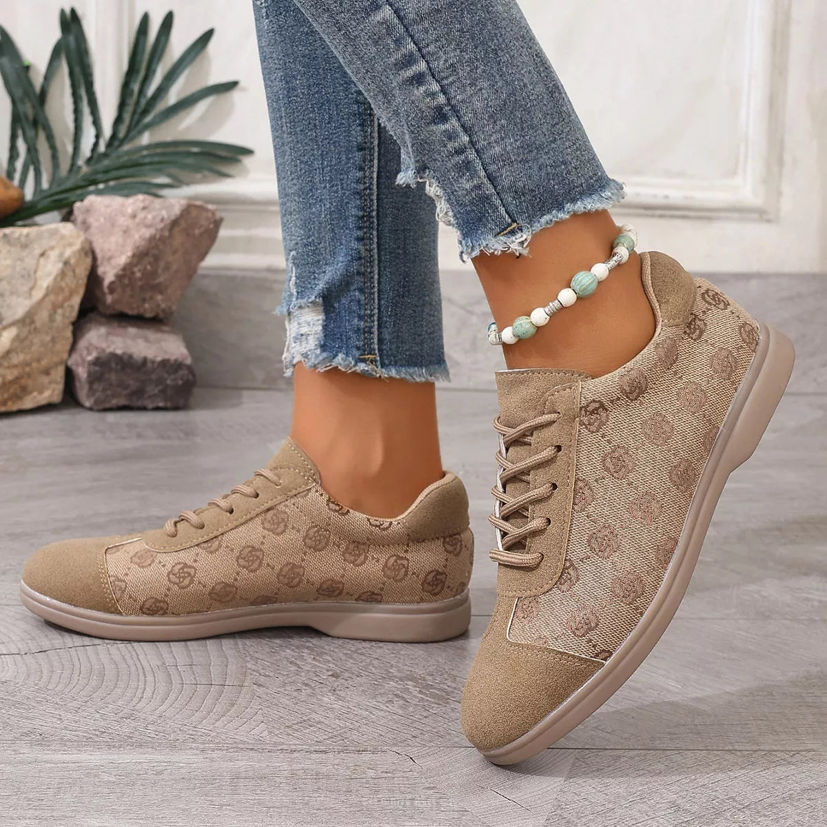Round Toe Lace Up Sneakers