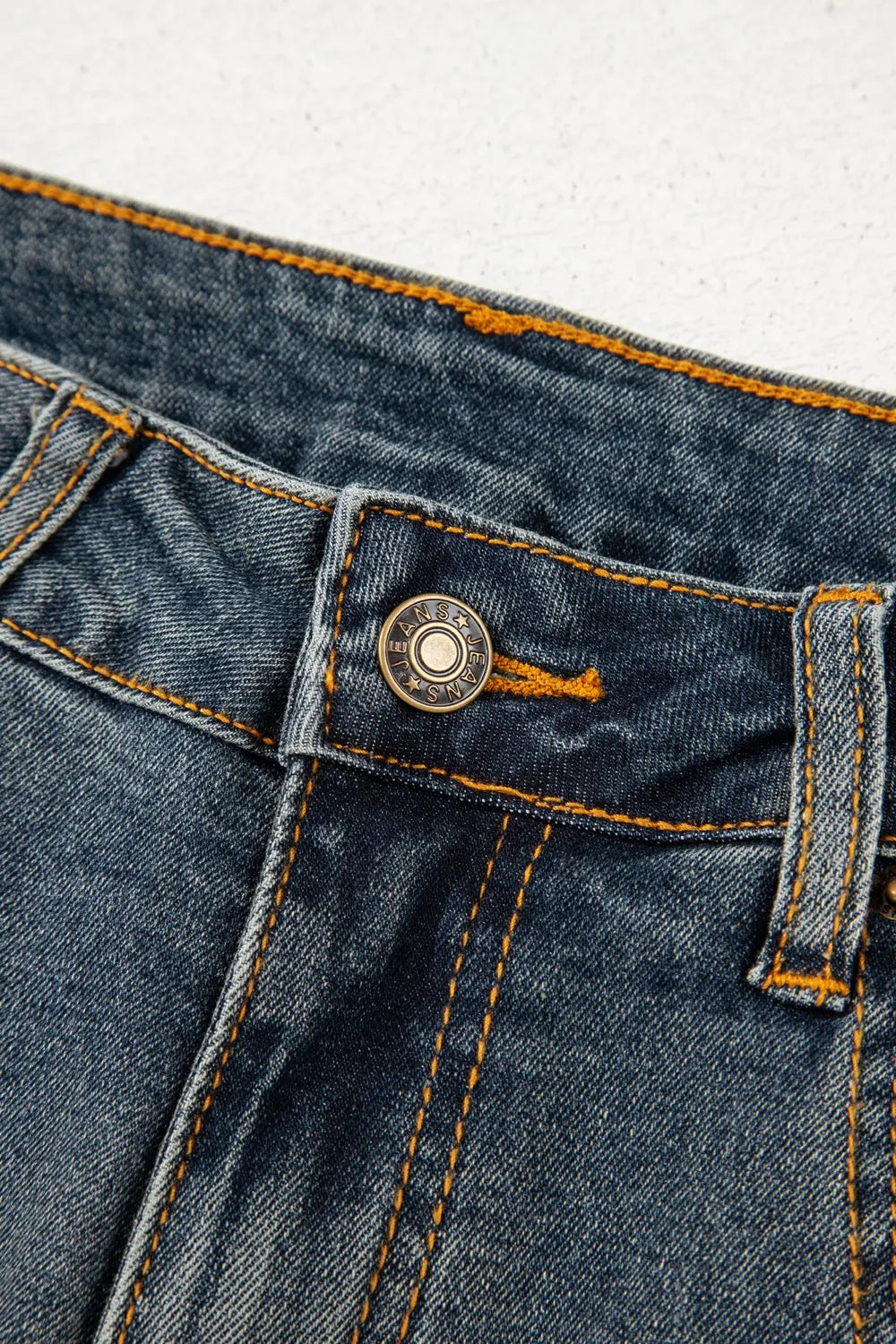 Exposed Stitching Loose Straight High Waist Jeans