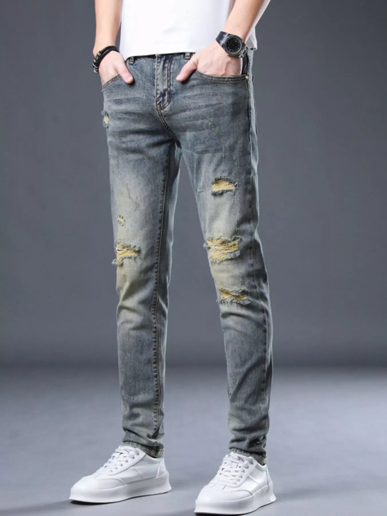 Men's Distressed Slim Fit Jeans