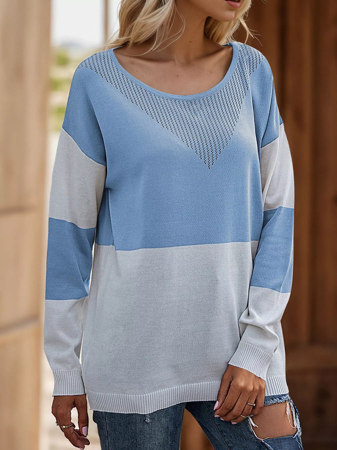 Color Block V-Neck Knit Top