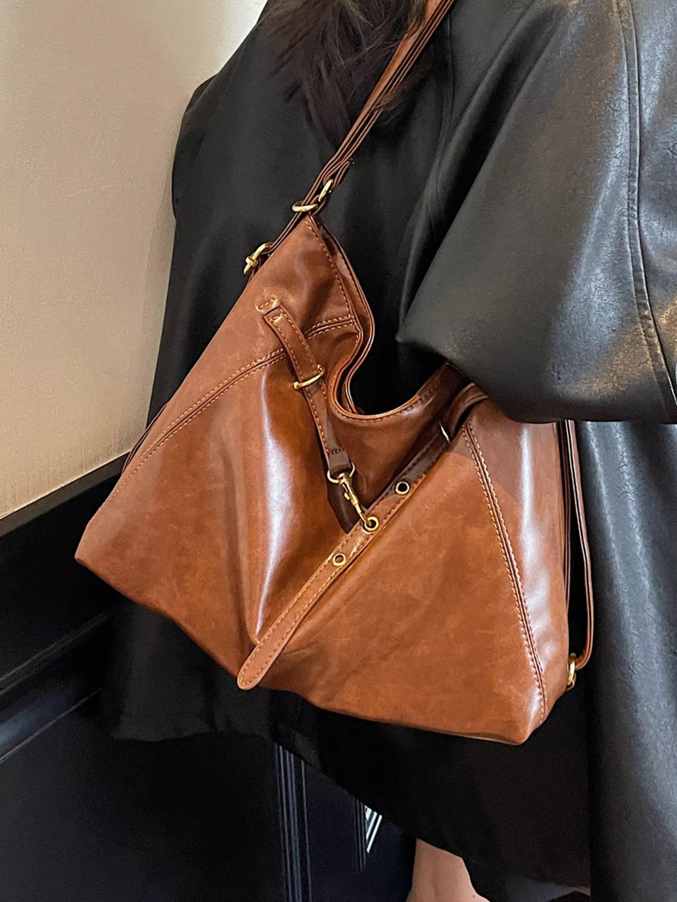 Vintage Style Leather Crossbody Bag