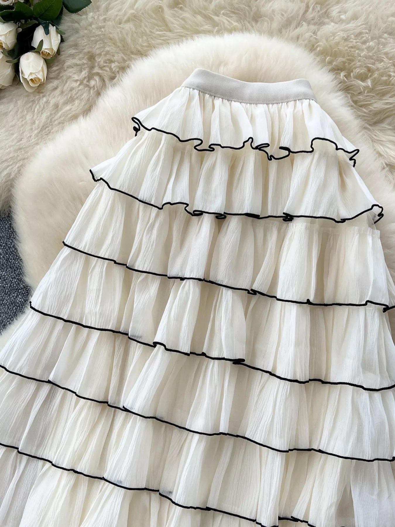 Ruffled Contrast Trim Skirt