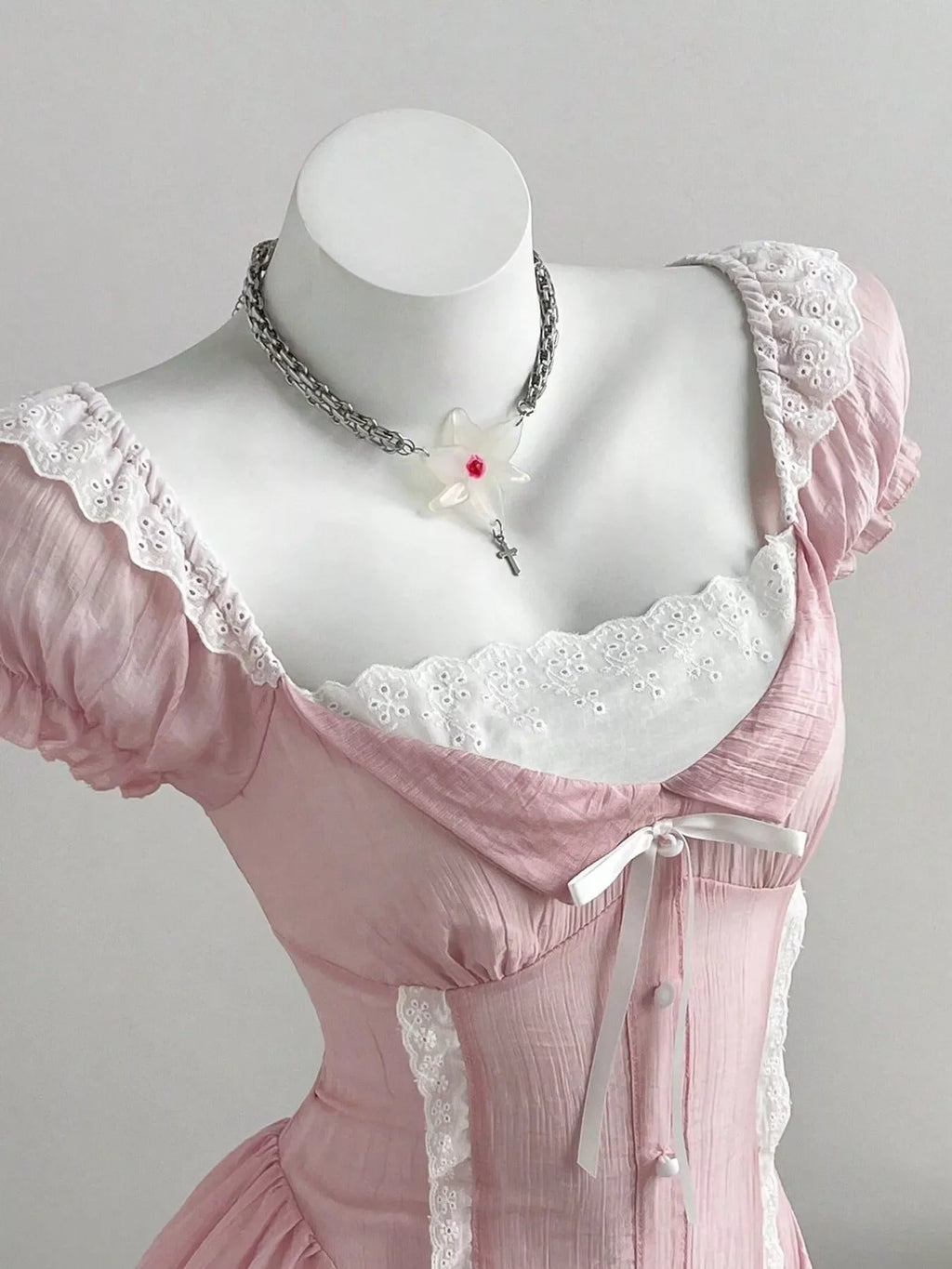 Lace Detail Cap Sleeve Dress