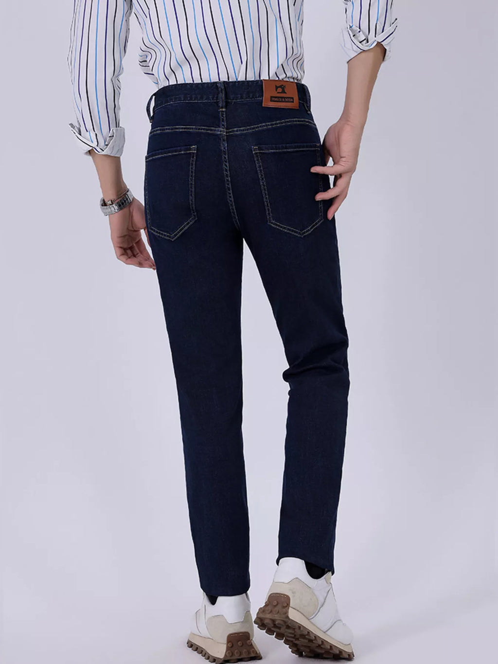 Men's Wash Straight-Leg Jeans
