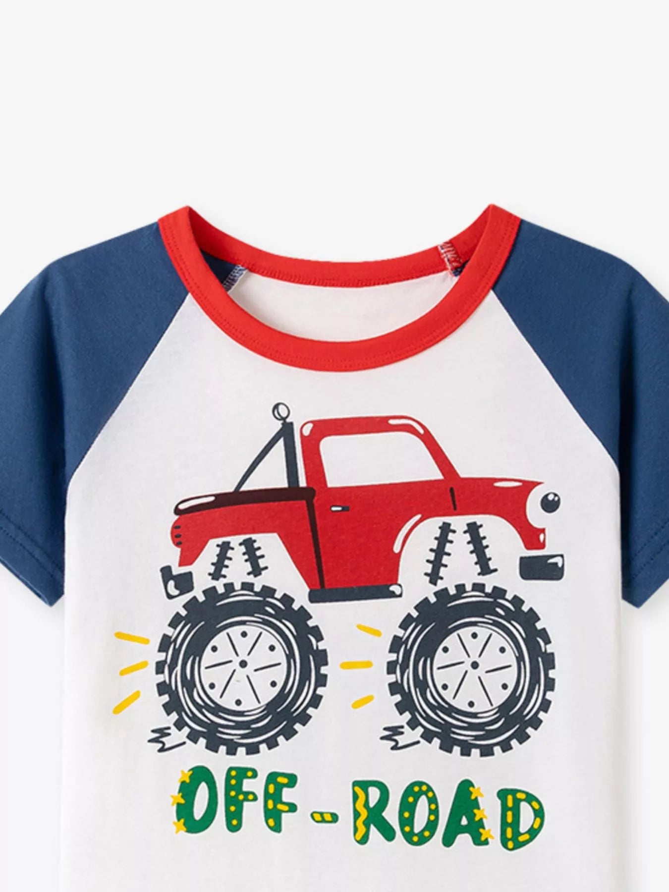 Children's Cartoon Vehicle Graphic Raglan Sleeve T-Shirts