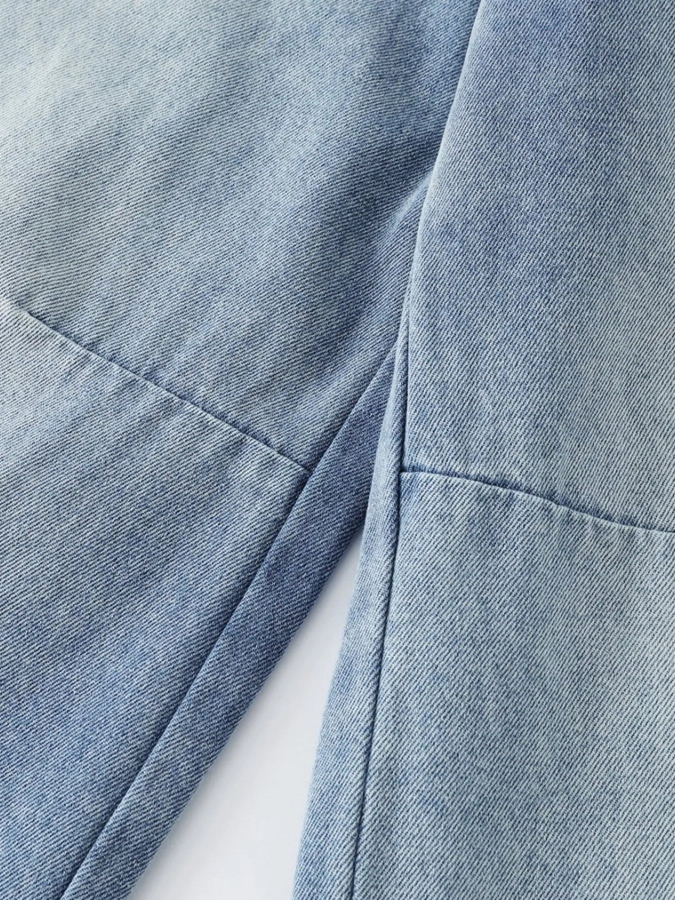 Men's Wide-Leg Vintage Wash Denim Jeans